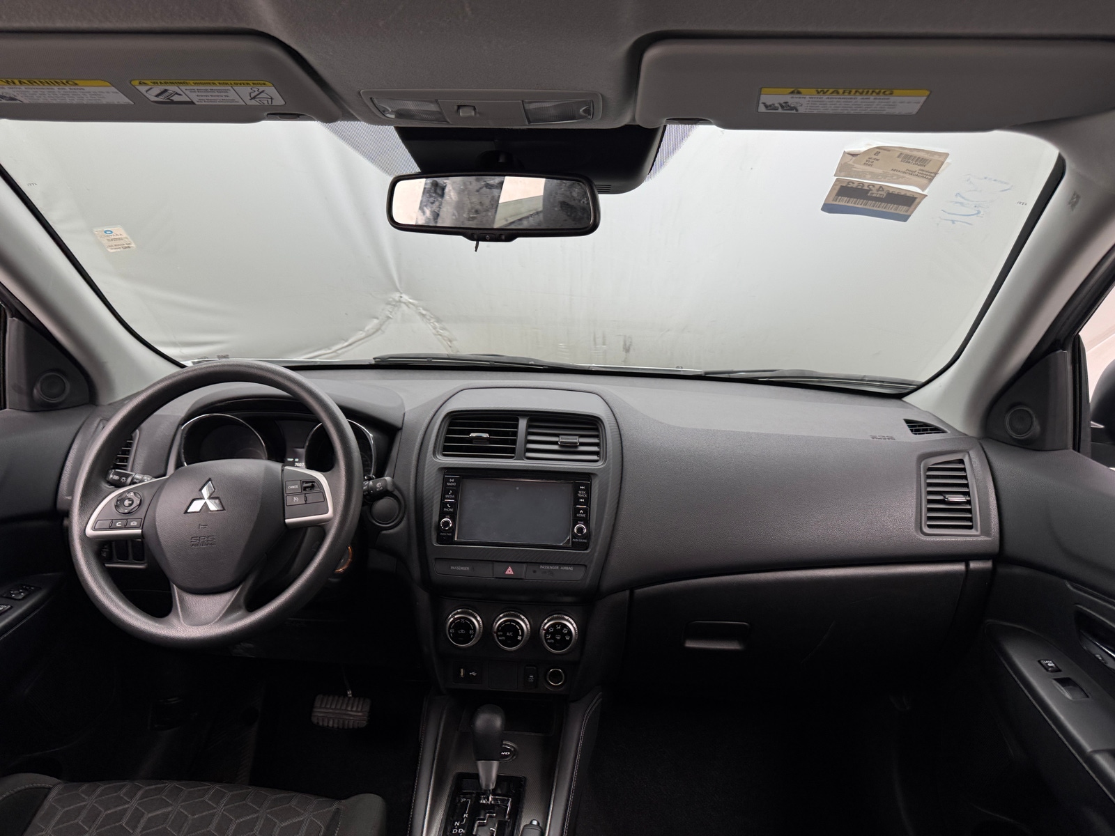 Thumbnail: 2023 Mitsubishi Outlander Sport - 3