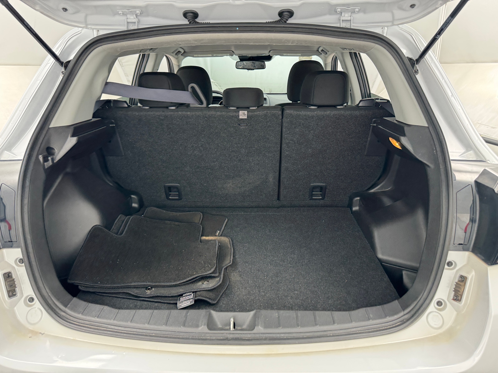 Thumbnail: 2023 Mitsubishi Outlander Sport - 7