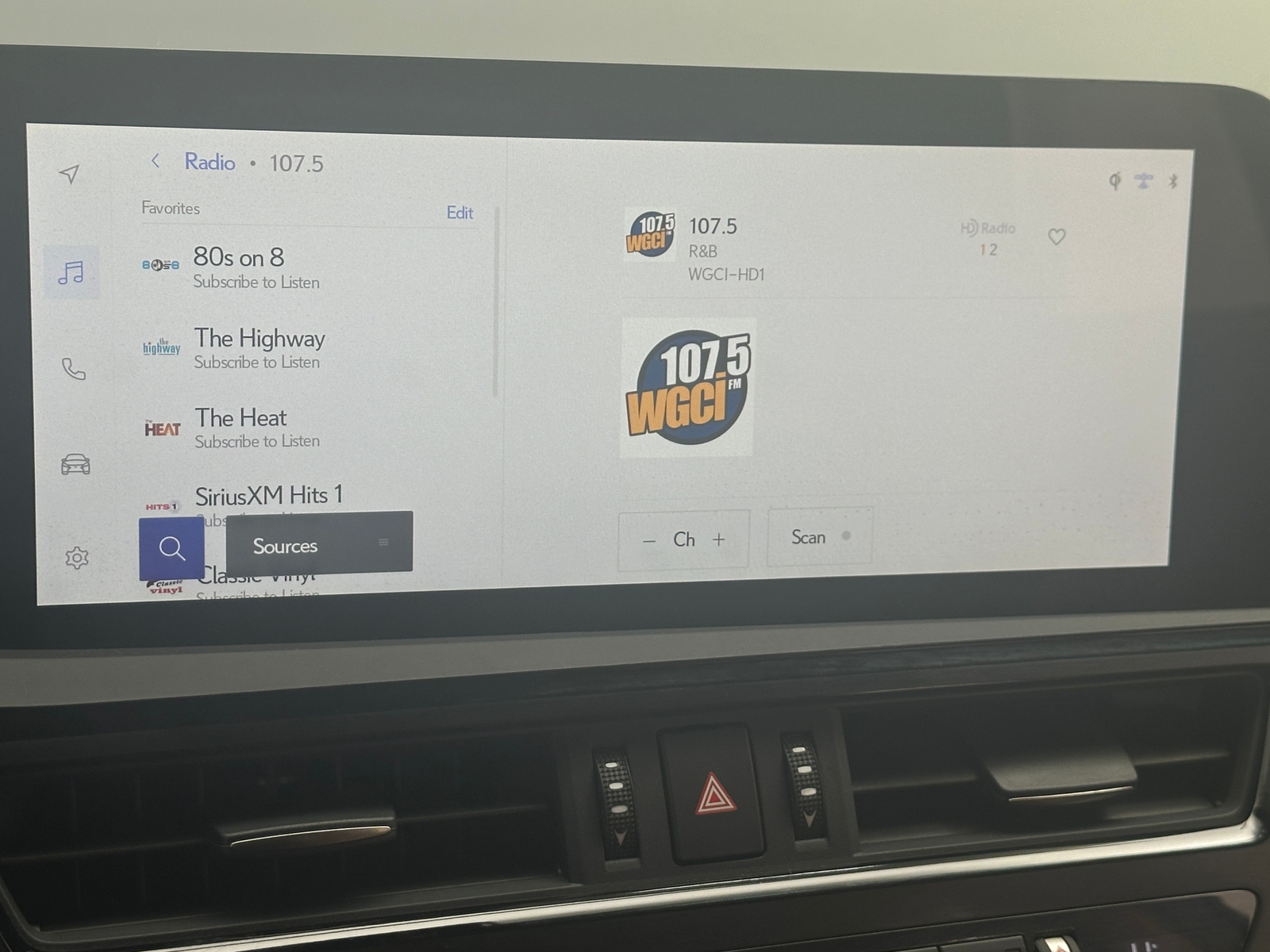 Thumbnail: 2025 Lexus ES - 3