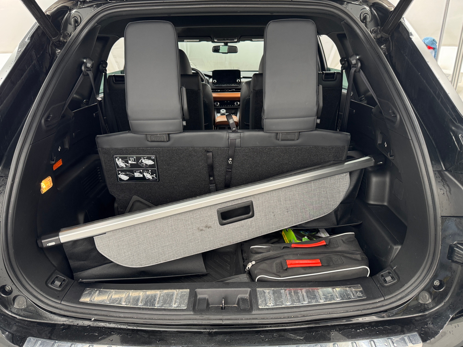 Thumbnail: 2023 Mitsubishi Outlander - 6