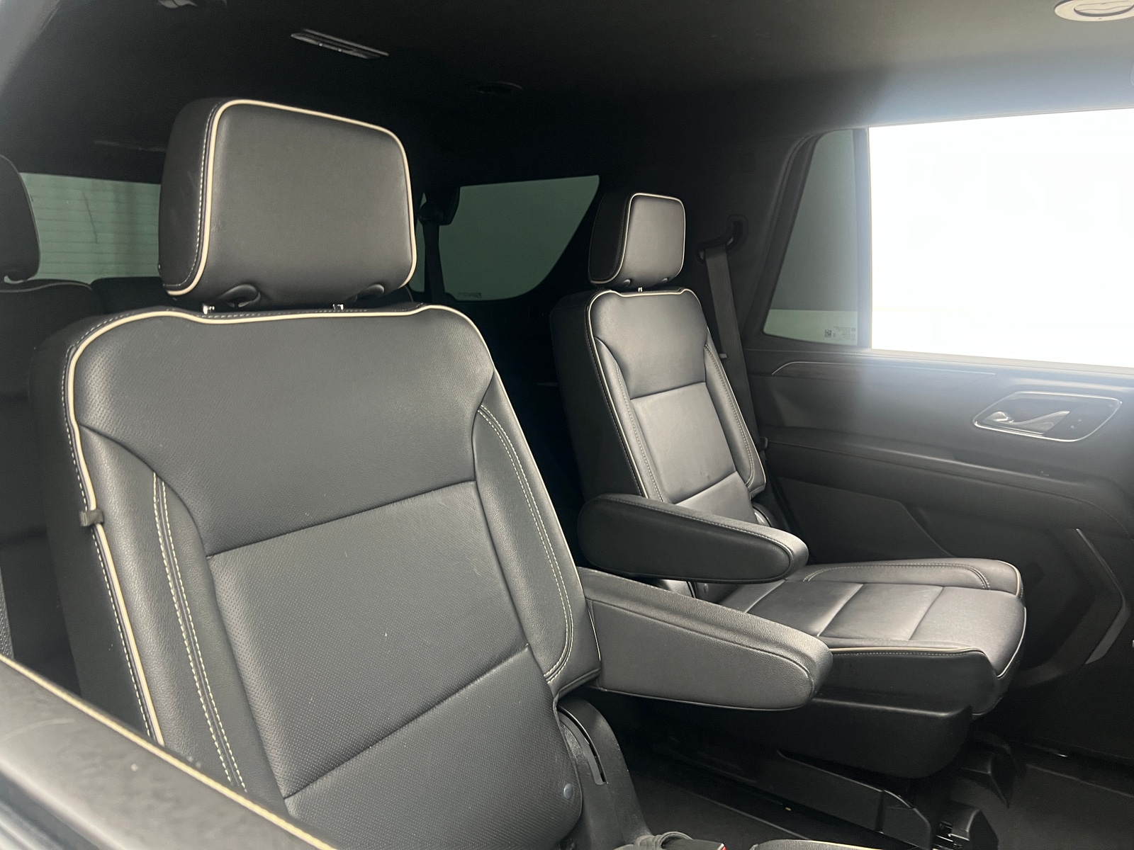 Thumbnail: 2023 Chevrolet Tahoe - 5