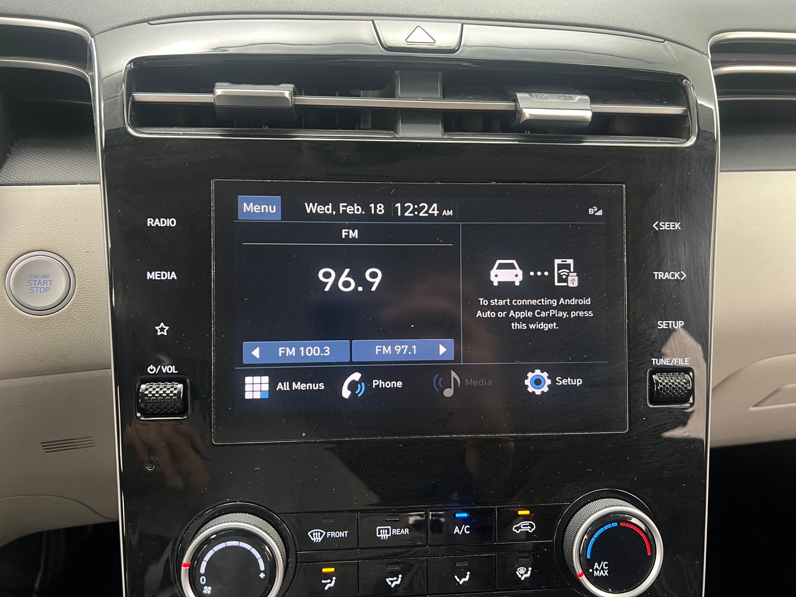 Thumbnail: 2023 Hyundai Tucson - 4