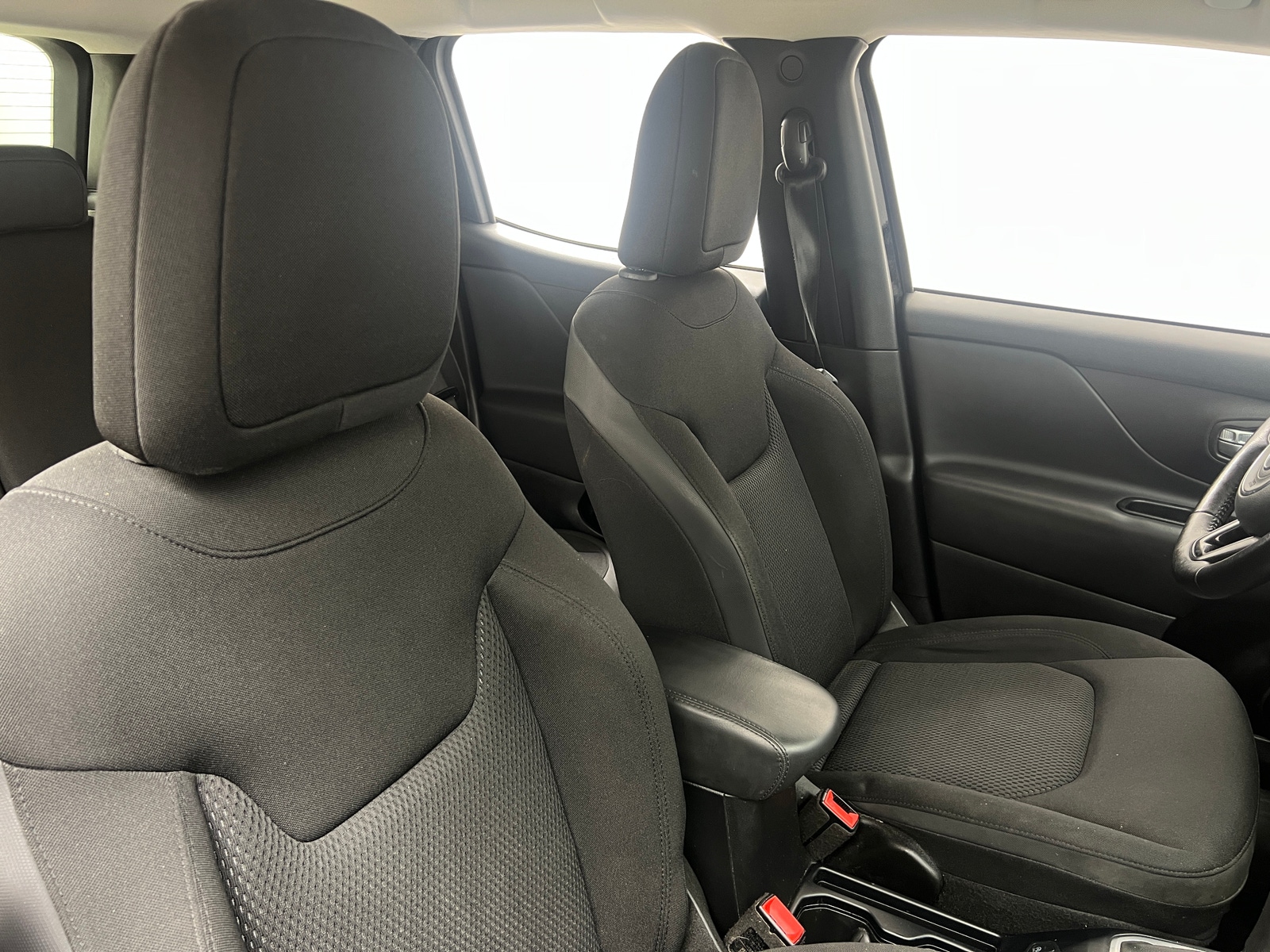 Thumbnail: 2019 Jeep Renegade - 2