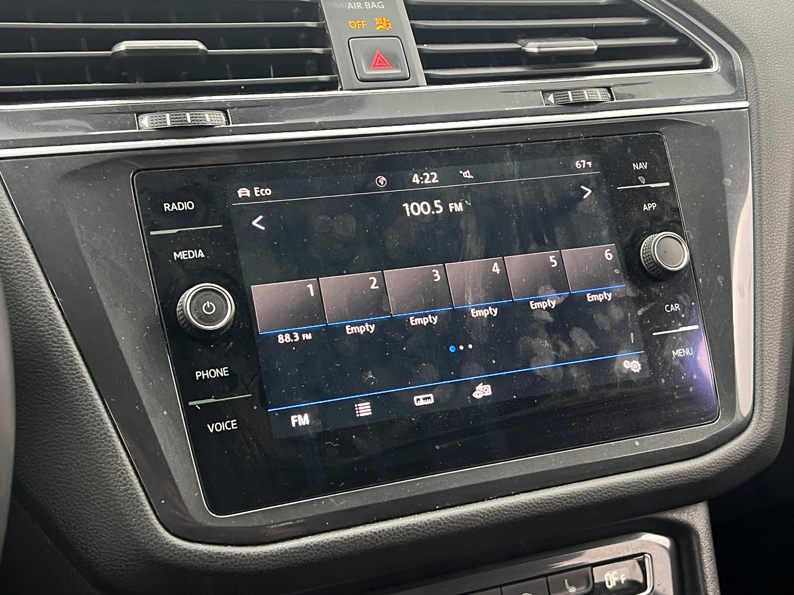 Thumbnail: 2020 Volkswagen Tiguan - 3