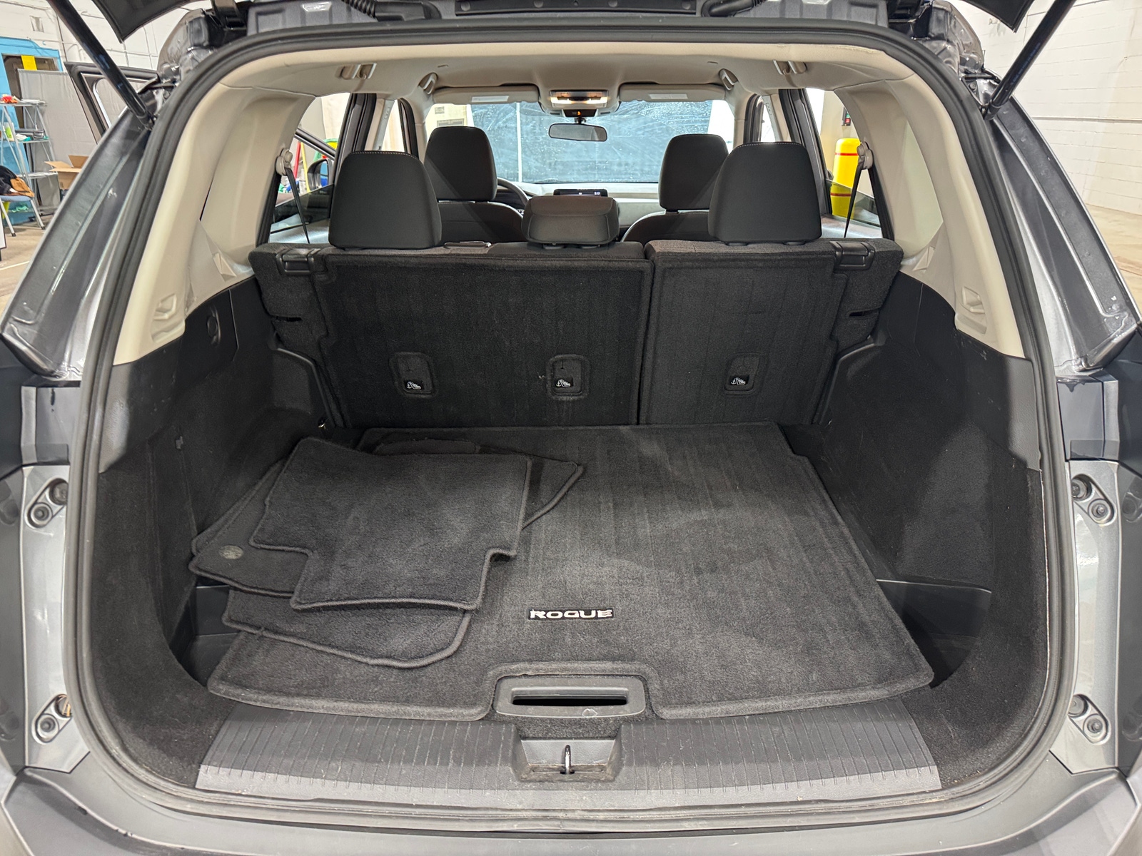 Thumbnail: 2022 Nissan Rogue - 7