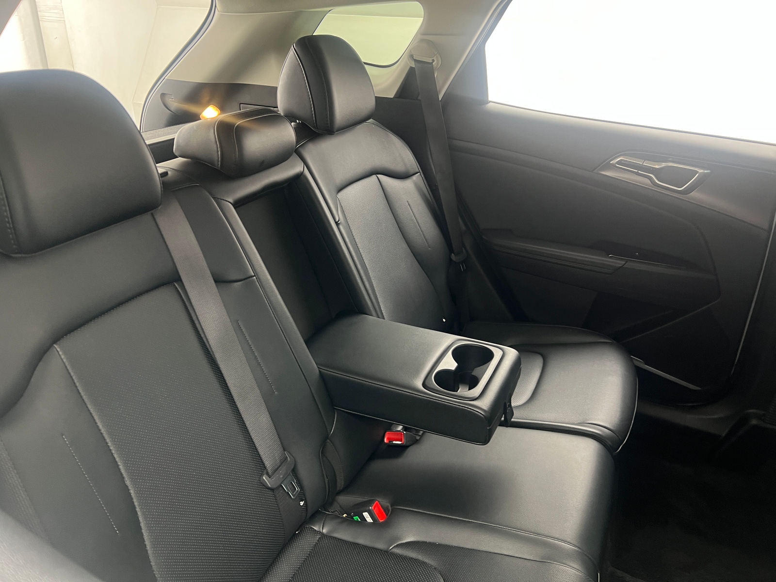 Thumbnail: 2024 Kia Sportage - 5