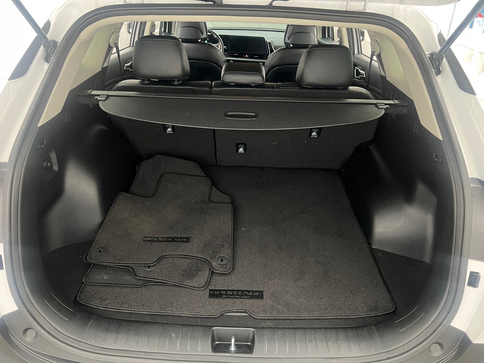 Thumbnail: 2024 Kia Sportage - 6