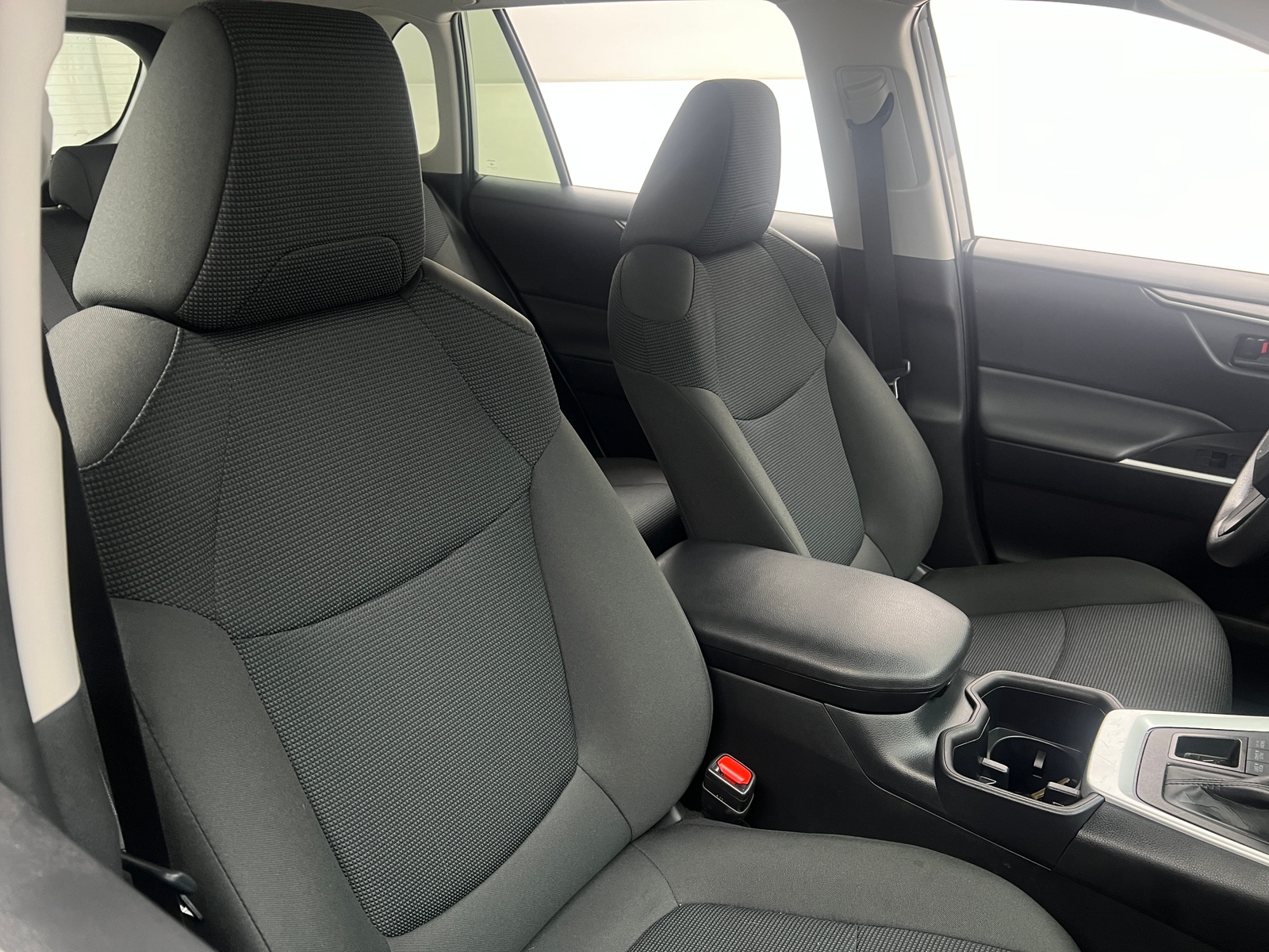 Thumbnail: 2025 Toyota RAV4 - 2