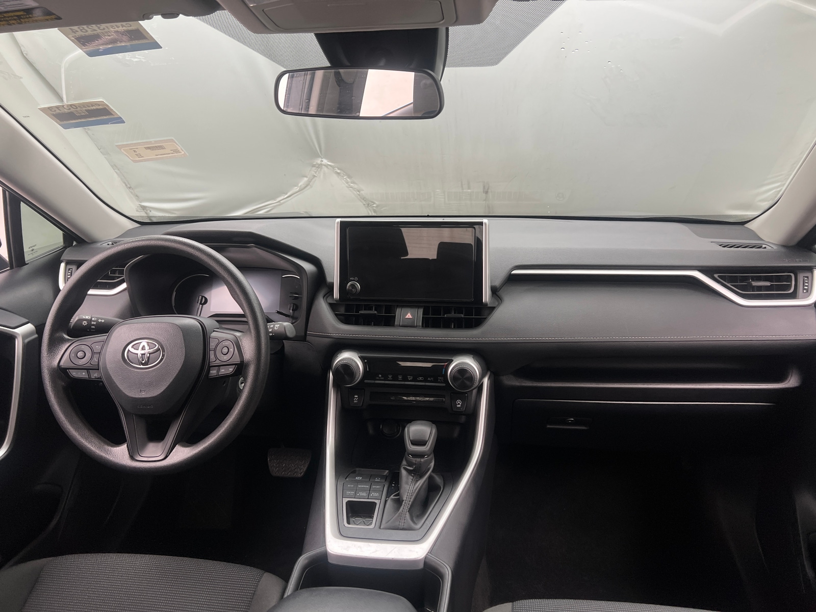 Thumbnail: 2025 Toyota RAV4 - 3