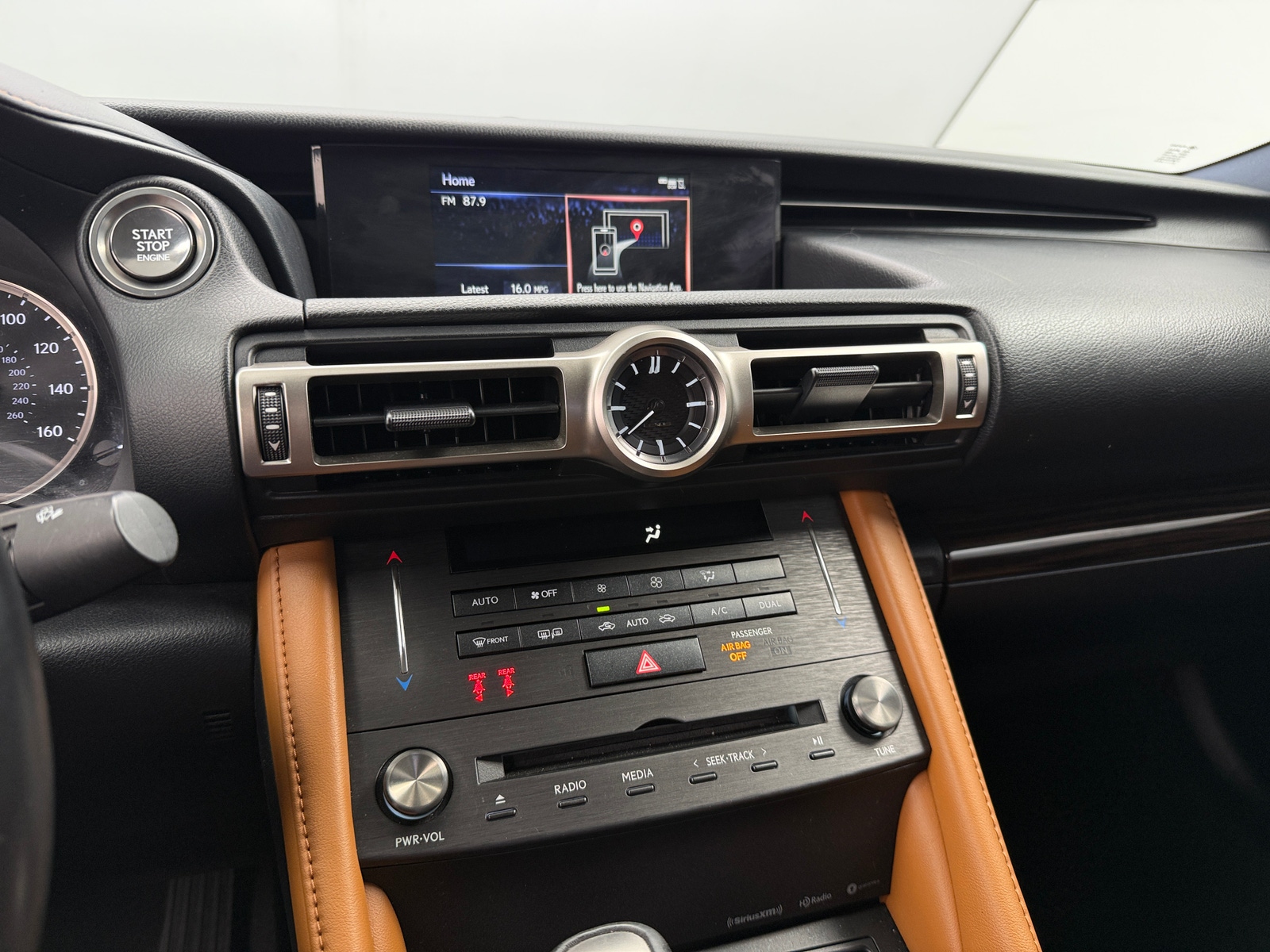 Thumbnail: 2020 Lexus RC - 2