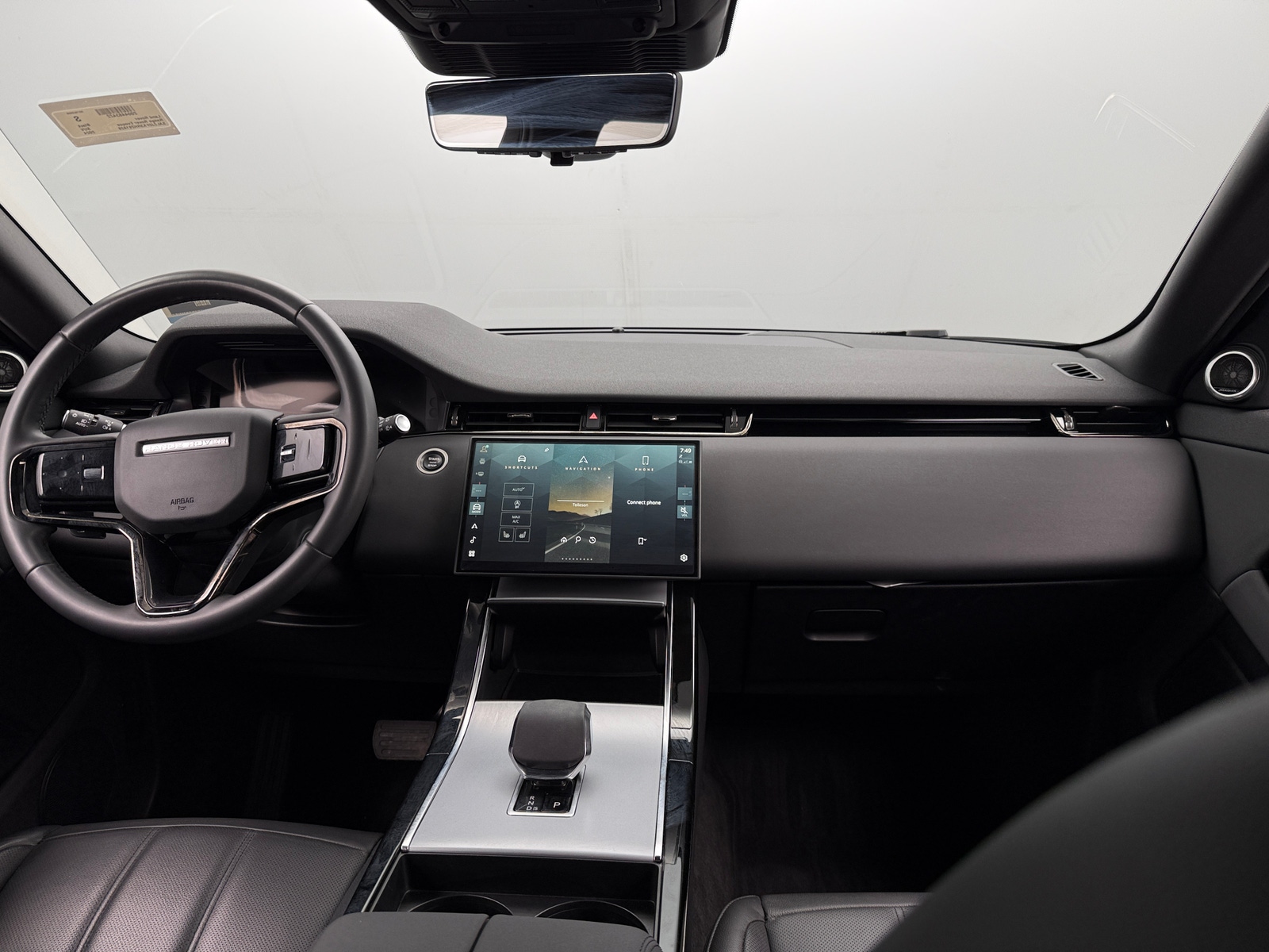 Thumbnail: 2024 Land Rover Range Rover Evoque - 2