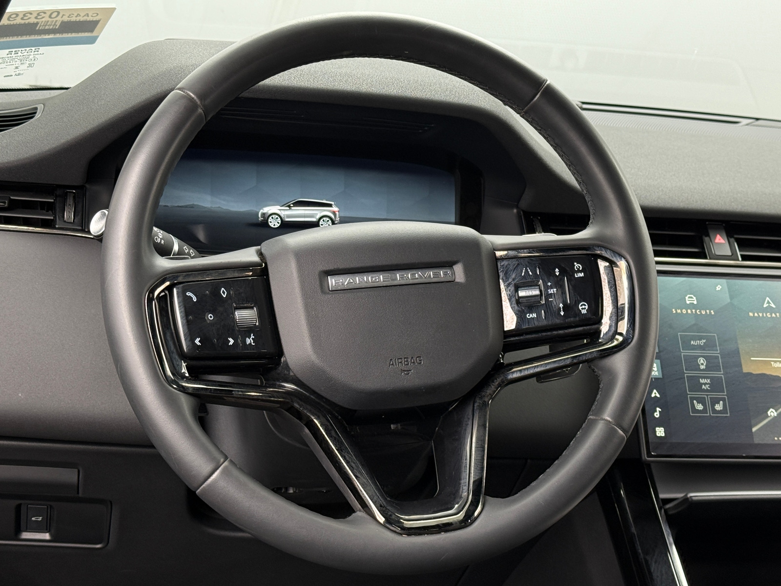 Thumbnail: 2024 Land Rover Range Rover Evoque - 4