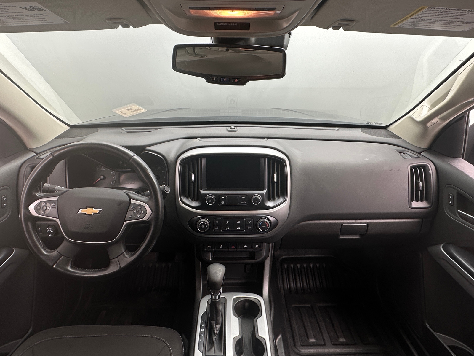 Thumbnail: 2022 Chevrolet Colorado - 3