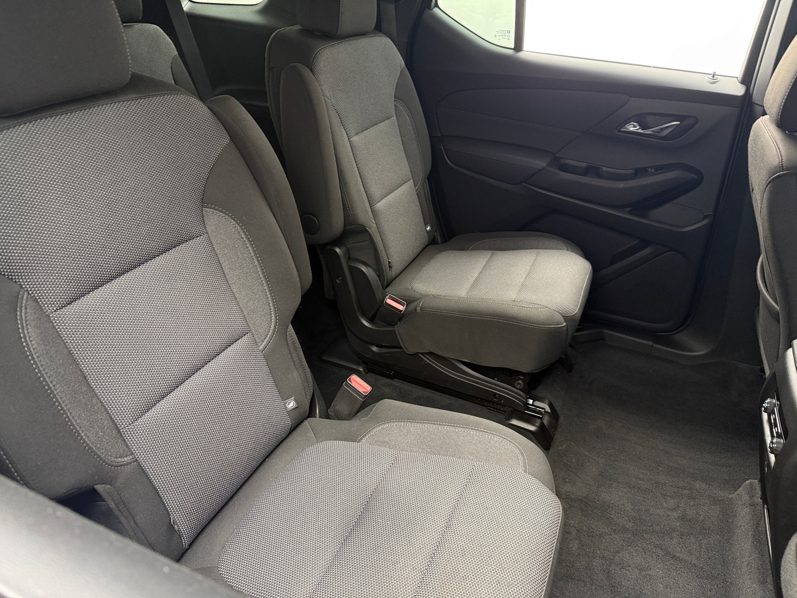 Thumbnail: 2023 Chevrolet Traverse - 6