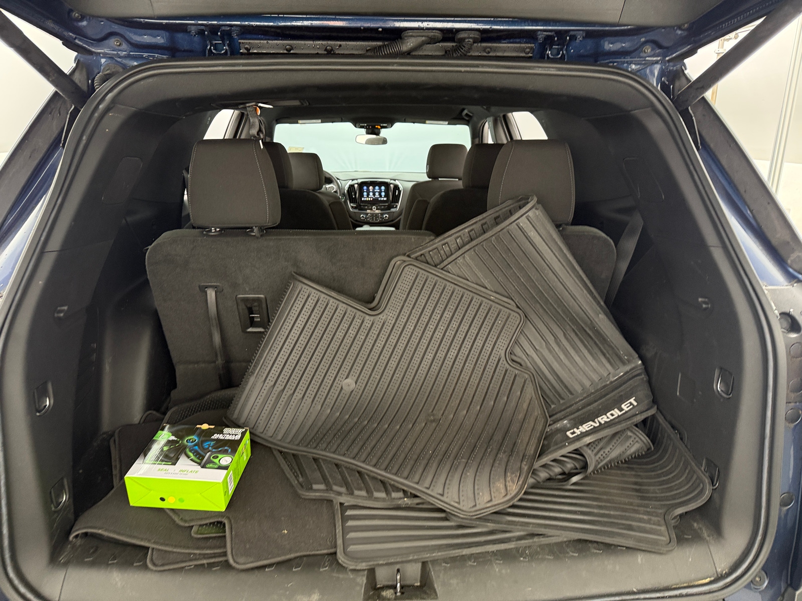 Thumbnail: 2023 Chevrolet Traverse - 7