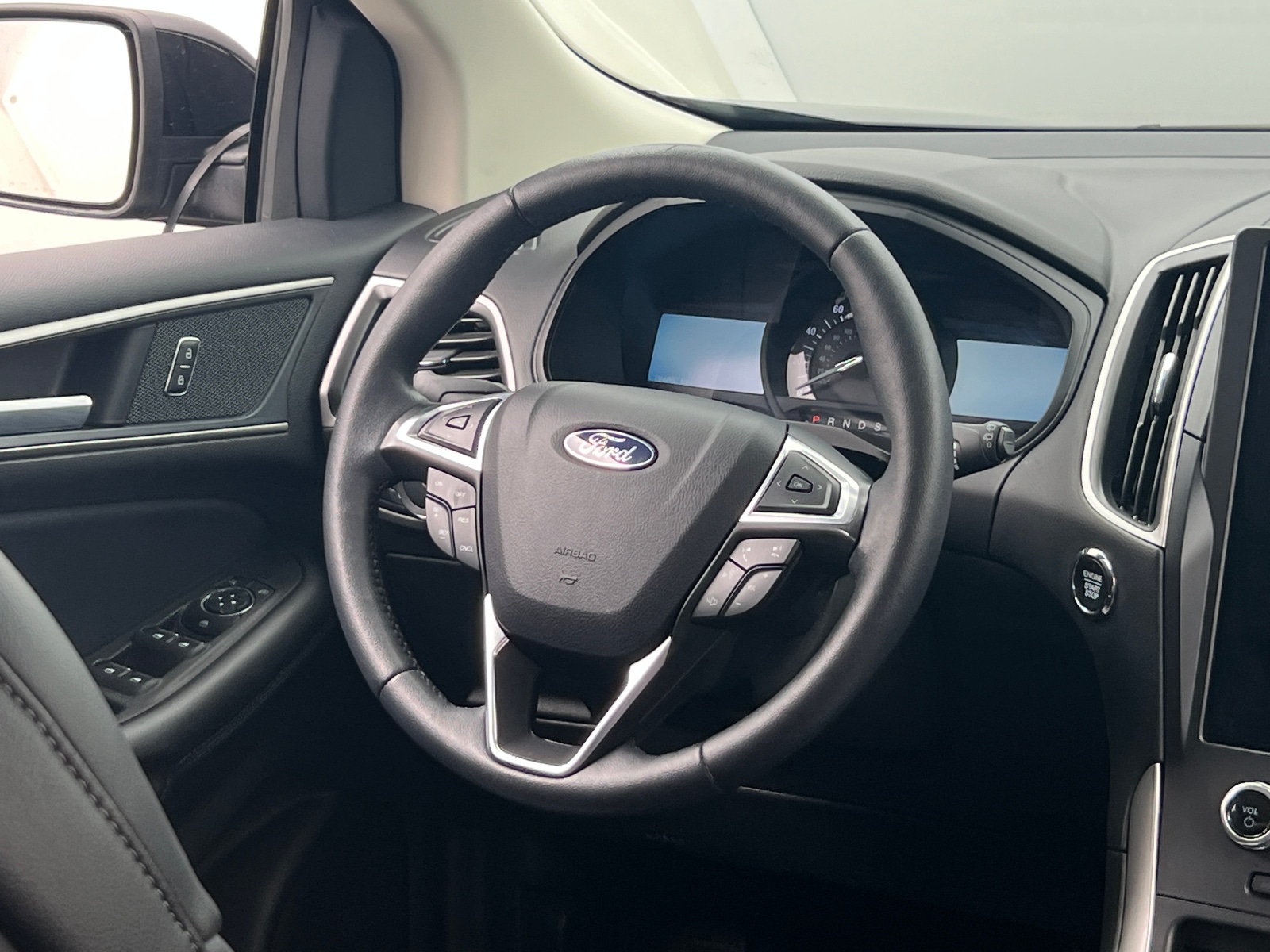 Thumbnail: 2024 Ford Edge - 4