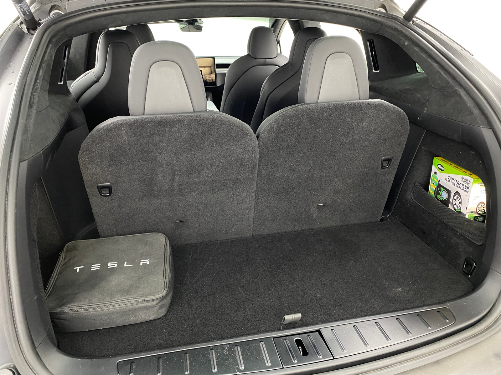 Thumbnail: 2022 Tesla Model X - 6