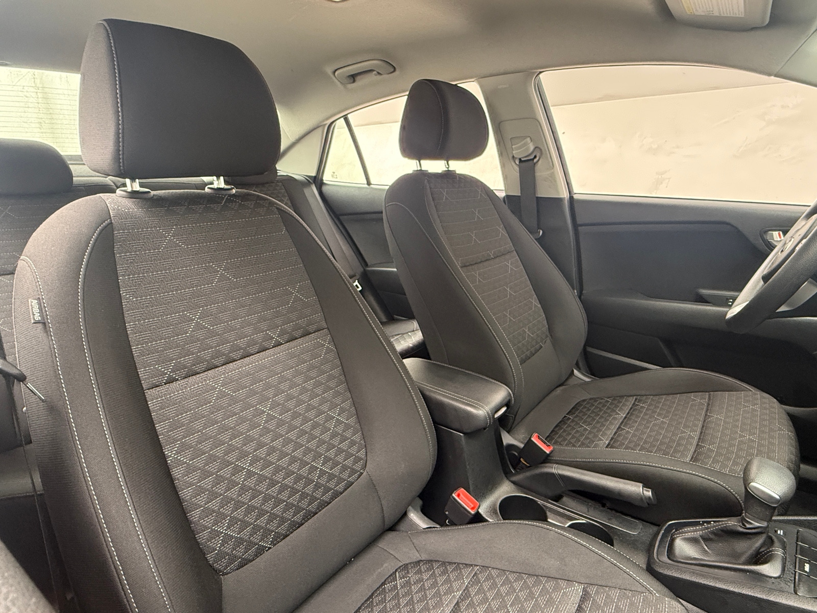 Thumbnail: 2021 Kia Rio - 2