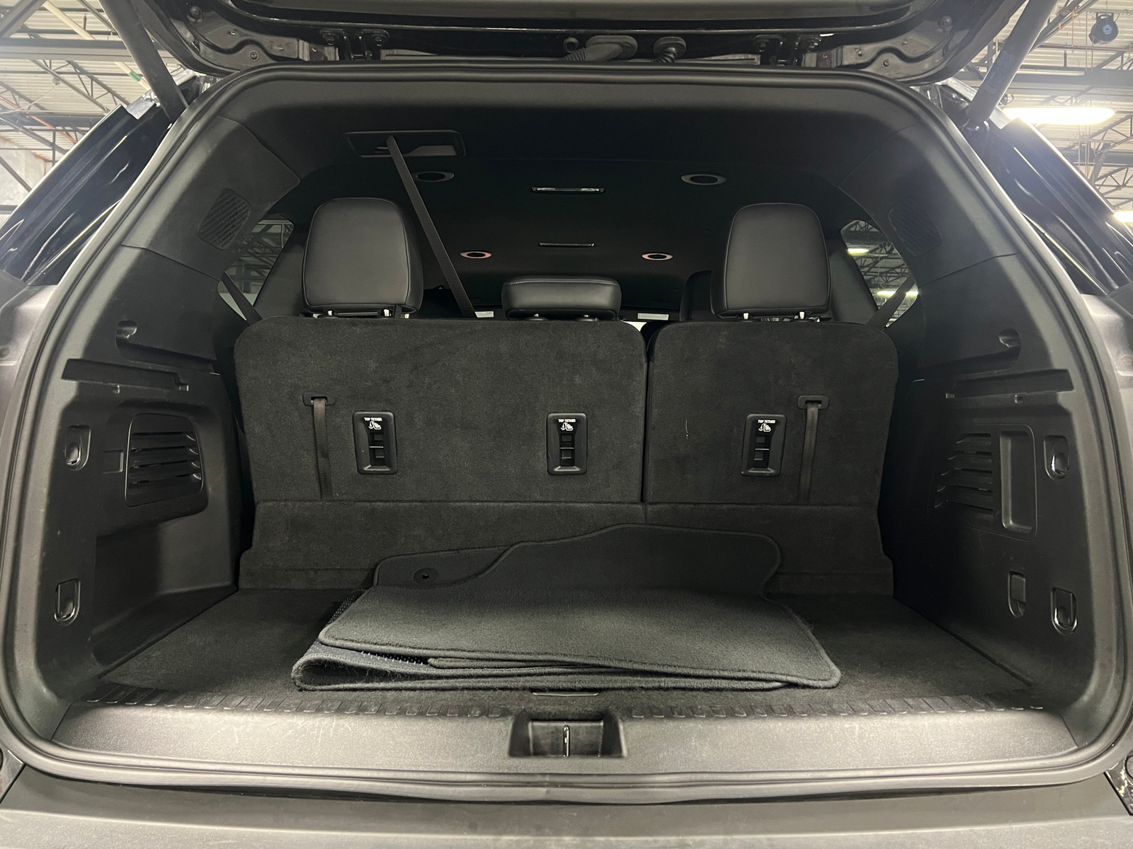 Thumbnail: 2024 GMC Acadia - 6