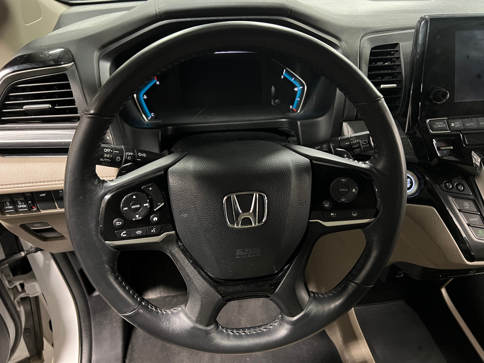 Thumbnail: 2023 Honda Odyssey - 4