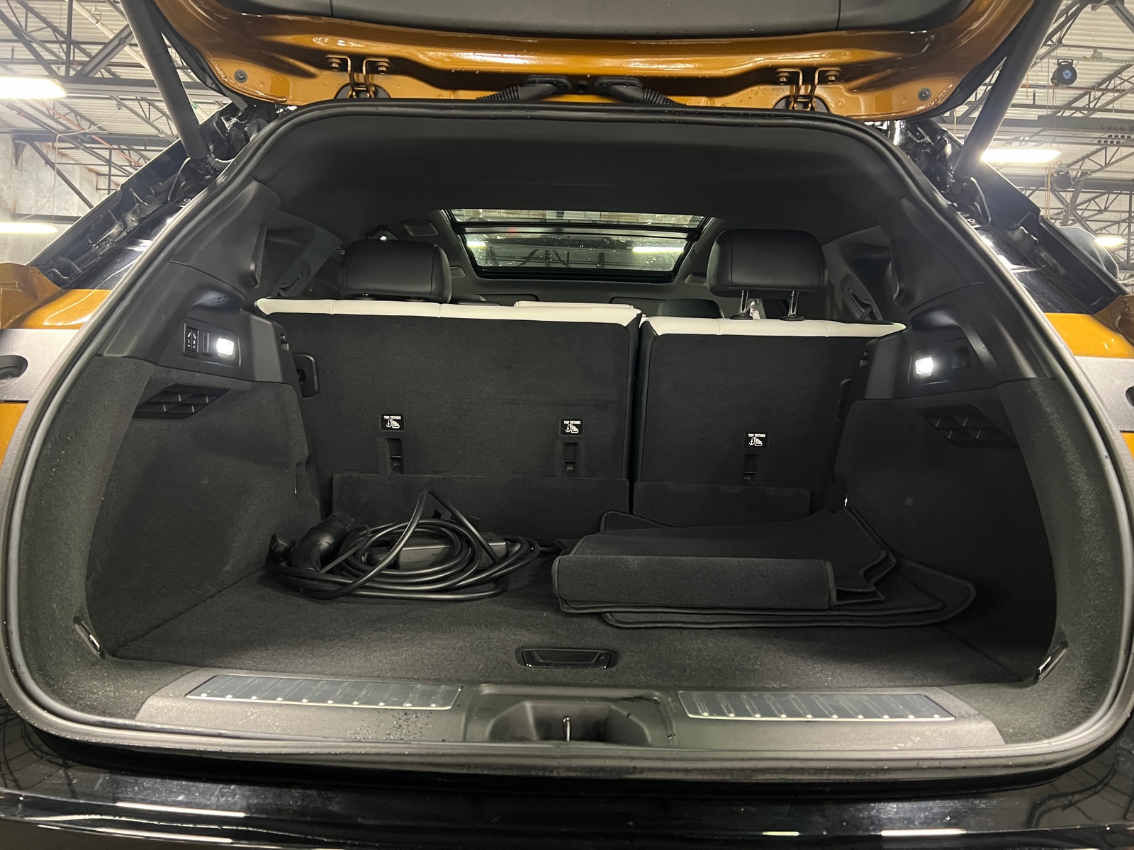 Thumbnail: 2024 Acura ZDX - 6