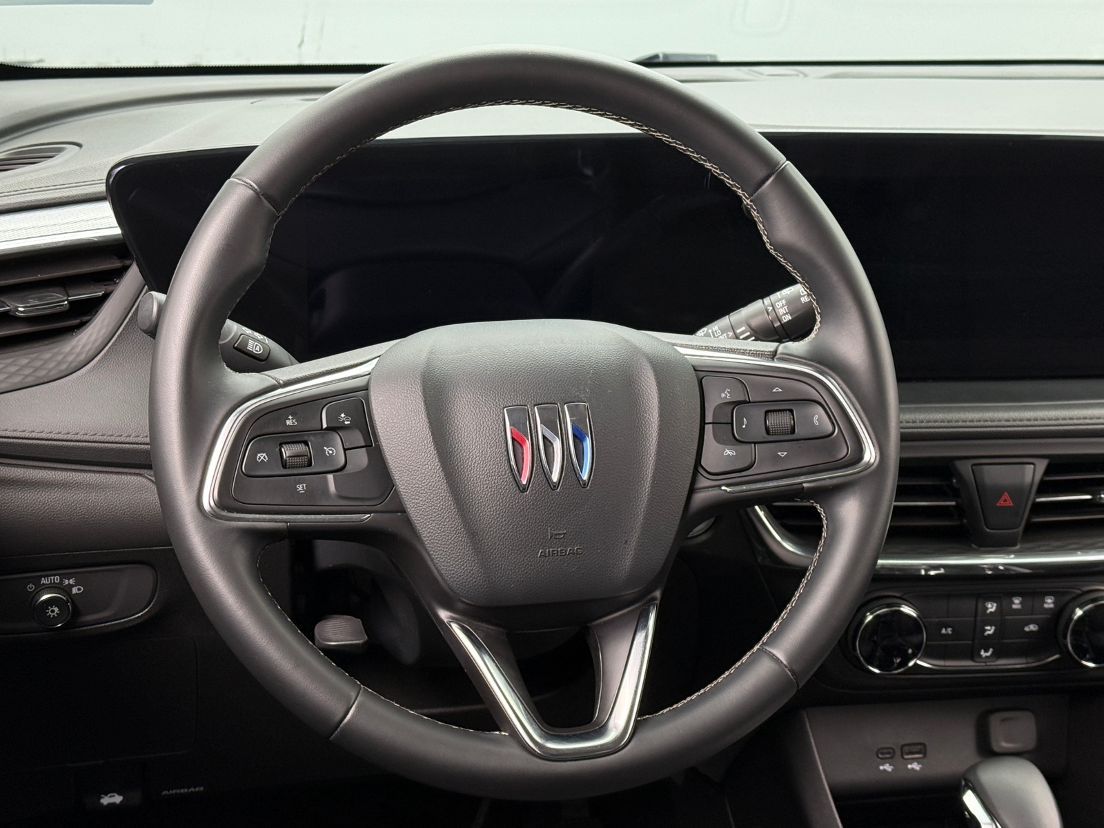 Thumbnail: 2025 Buick Encore GX - 5