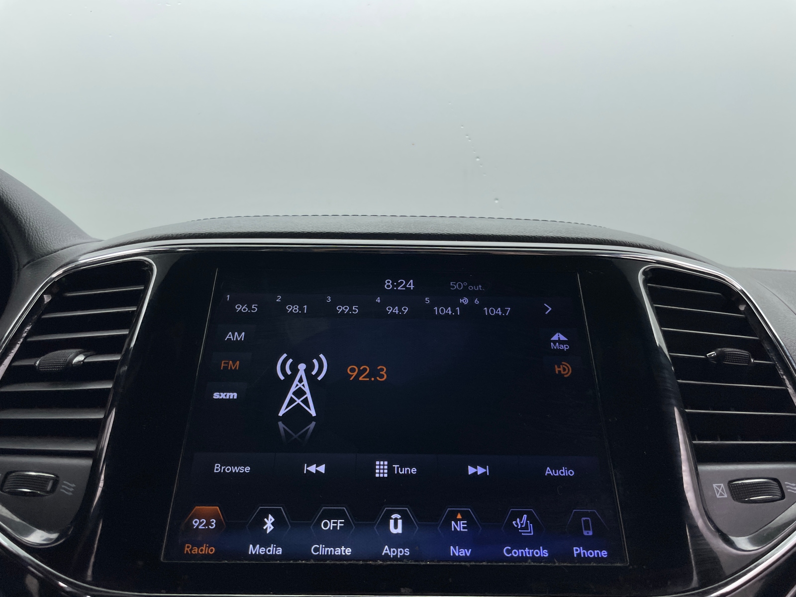 Thumbnail: 2019 Jeep Grand Cherokee - 3