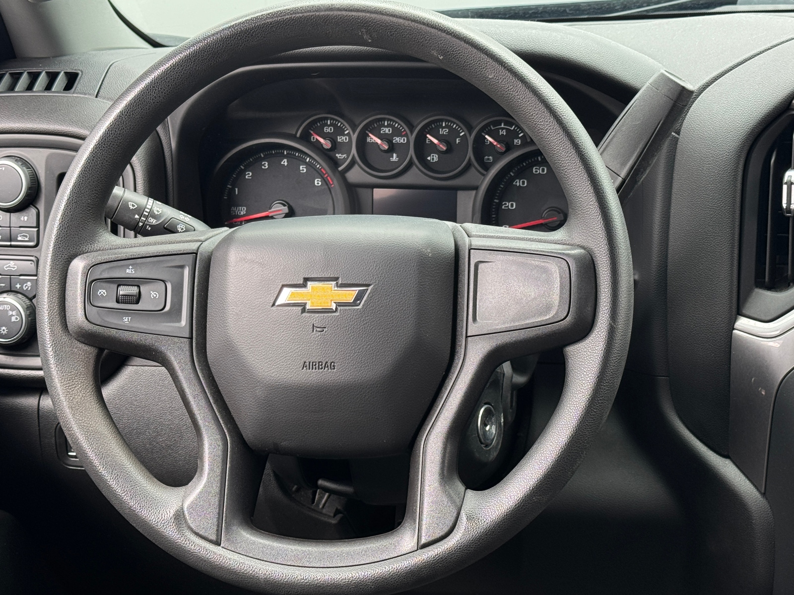 Thumbnail: 2021 Chevrolet Silverado 1500 - 5