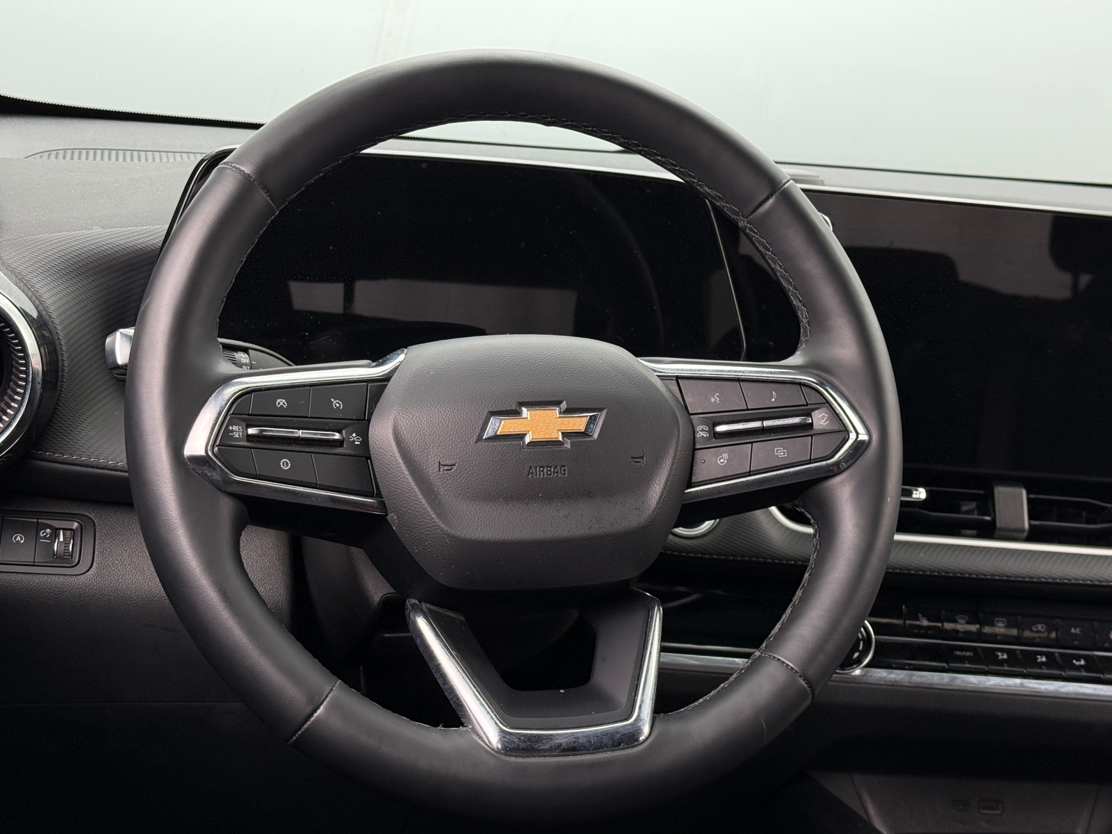 Thumbnail: 2025 Chevrolet Equinox - 5