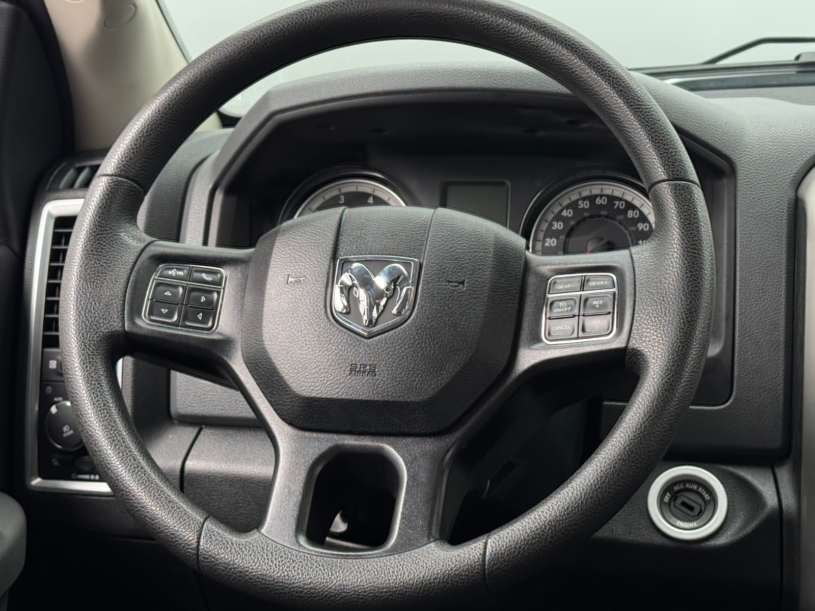 Thumbnail: 2020 RAM 1500 Classic - 5