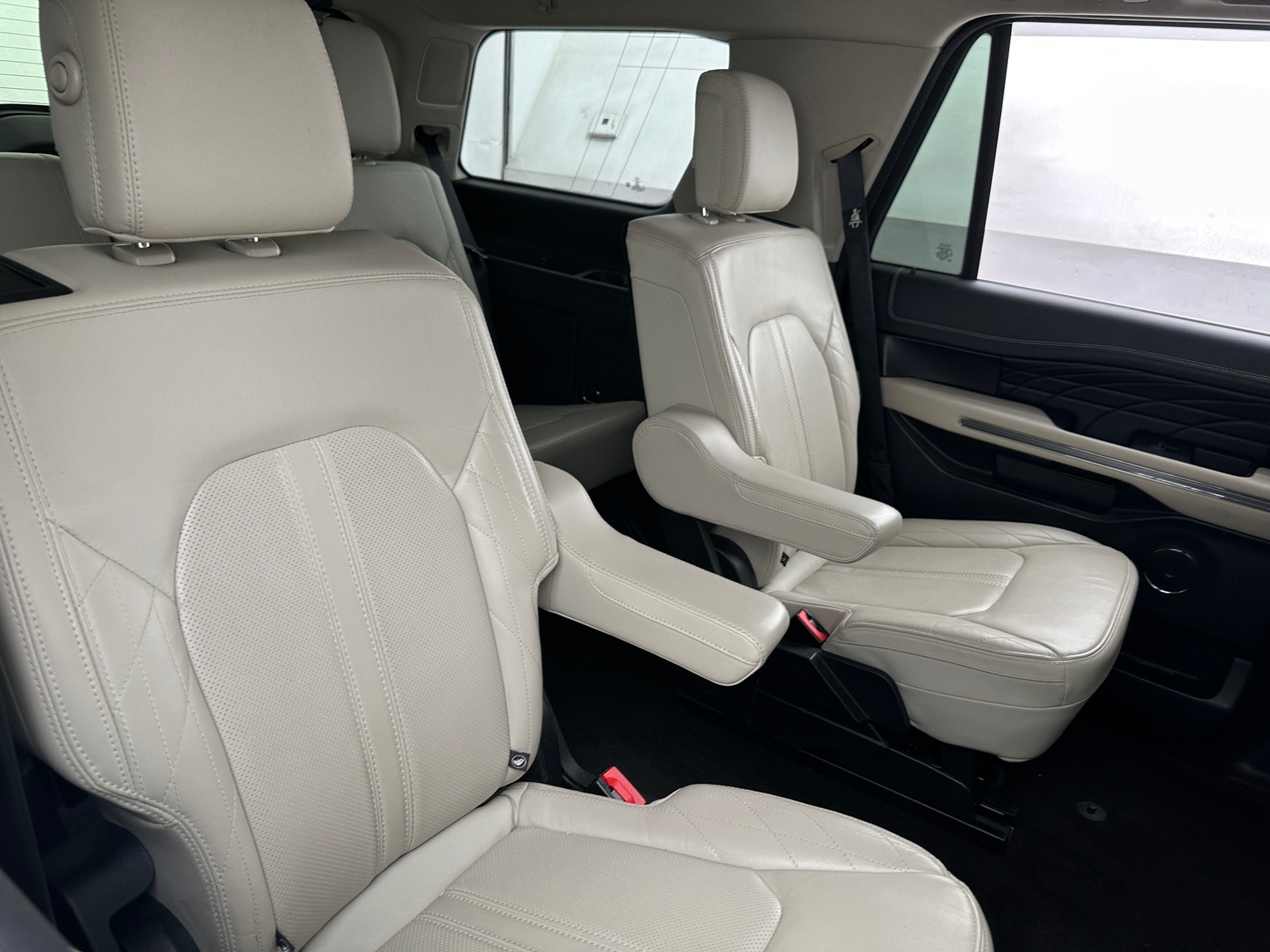 Thumbnail: 2019 Ford Expedition - 5