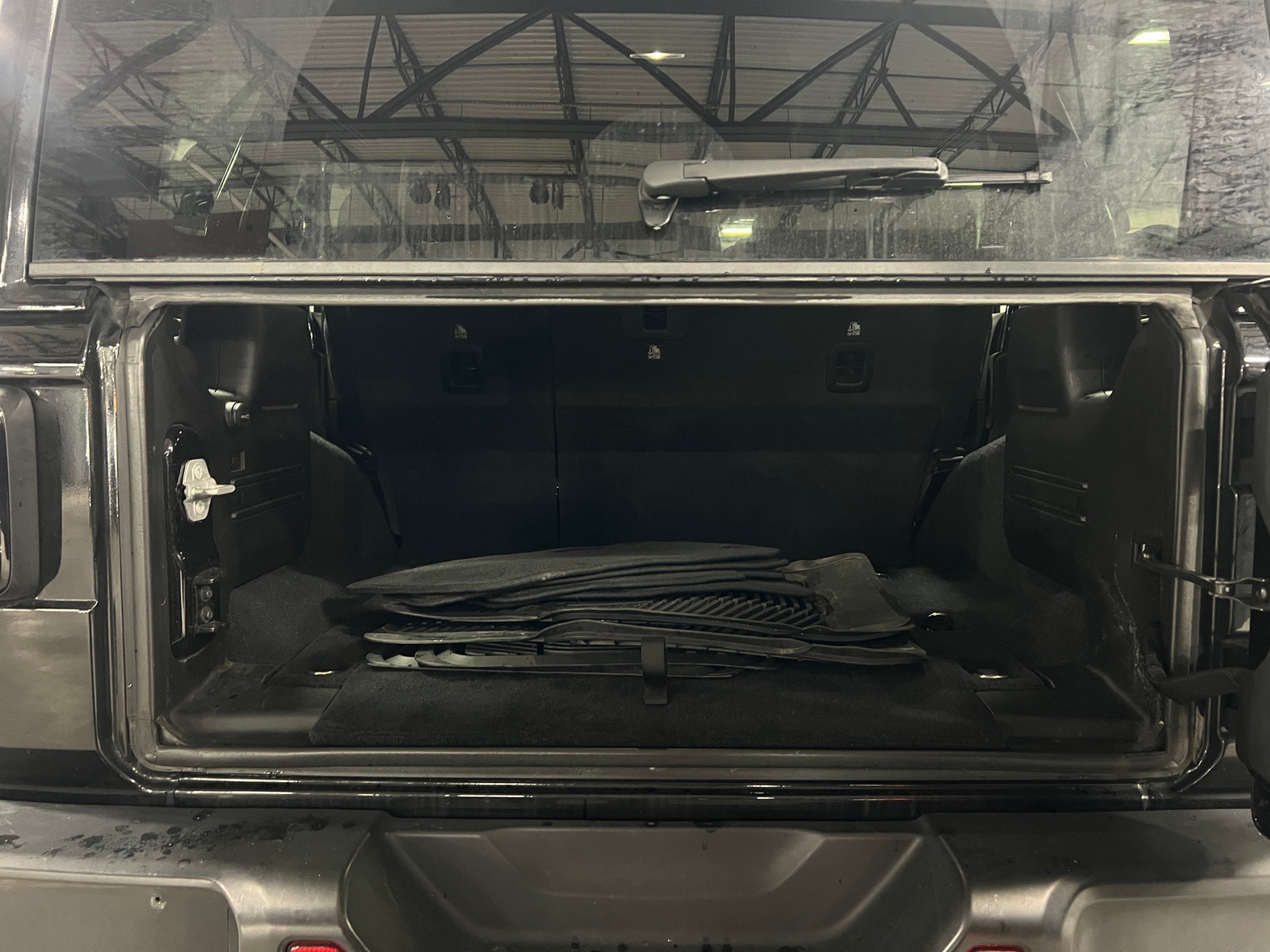 Thumbnail: 2020 Jeep Wrangler - 6