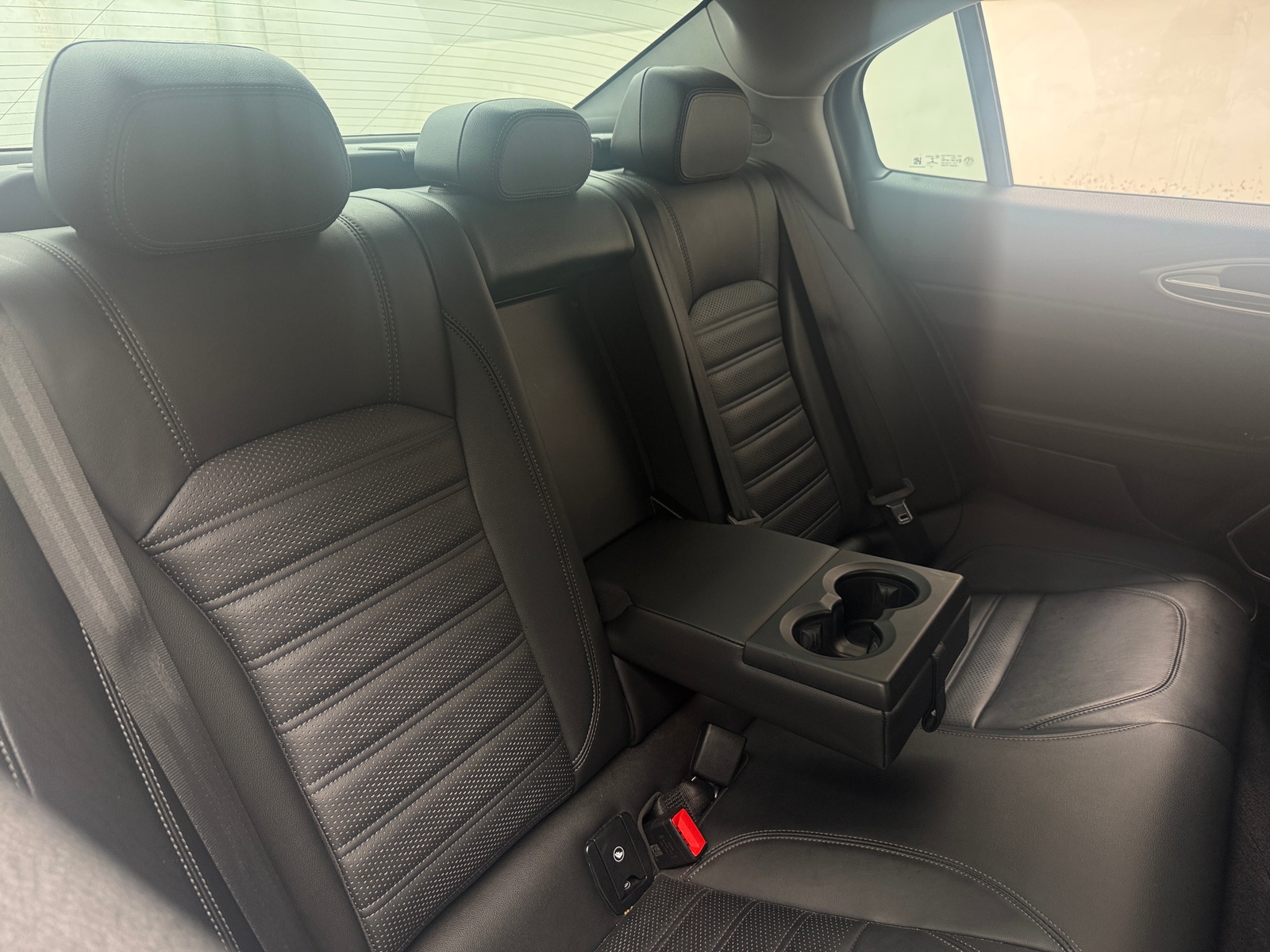 Thumbnail: 2018 Alfa Romeo Giulia - 5