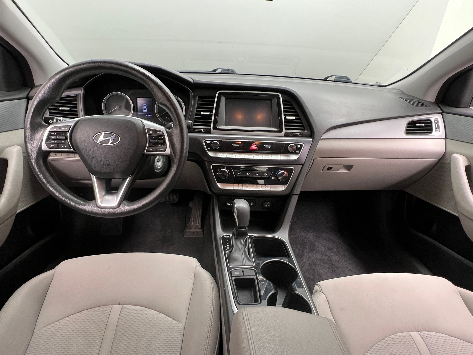 Thumbnail: 2019 Hyundai Sonata - 3