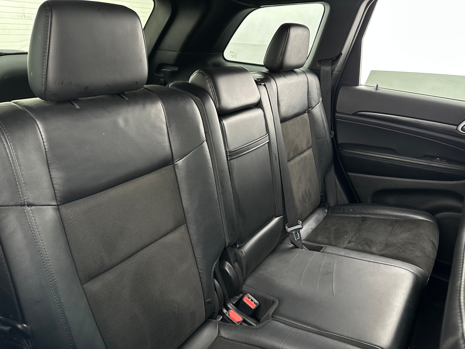 Thumbnail: 2020 Jeep Grand Cherokee - 6