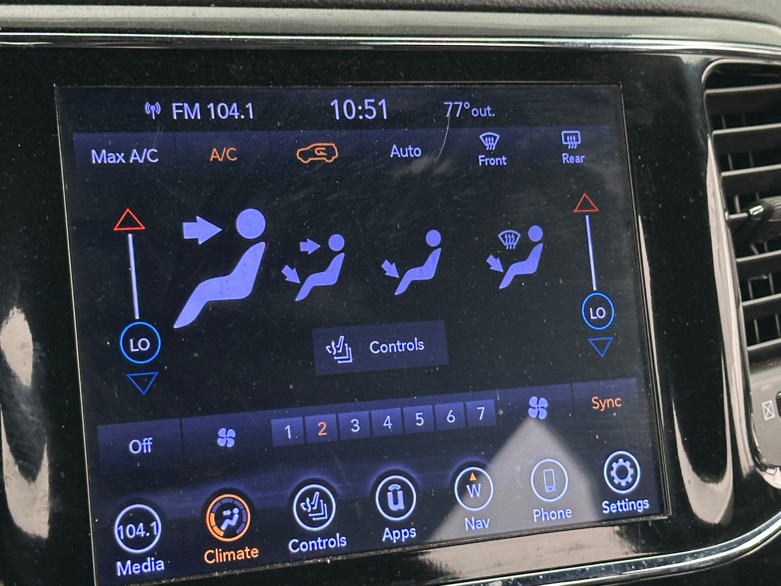 Thumbnail: 2020 Jeep Grand Cherokee - 4