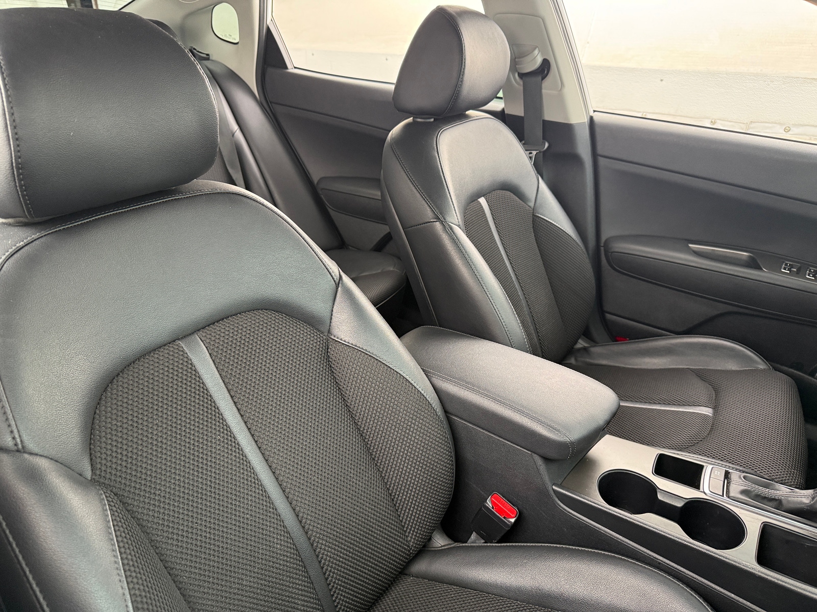 Thumbnail: 2020 Kia Optima - 2