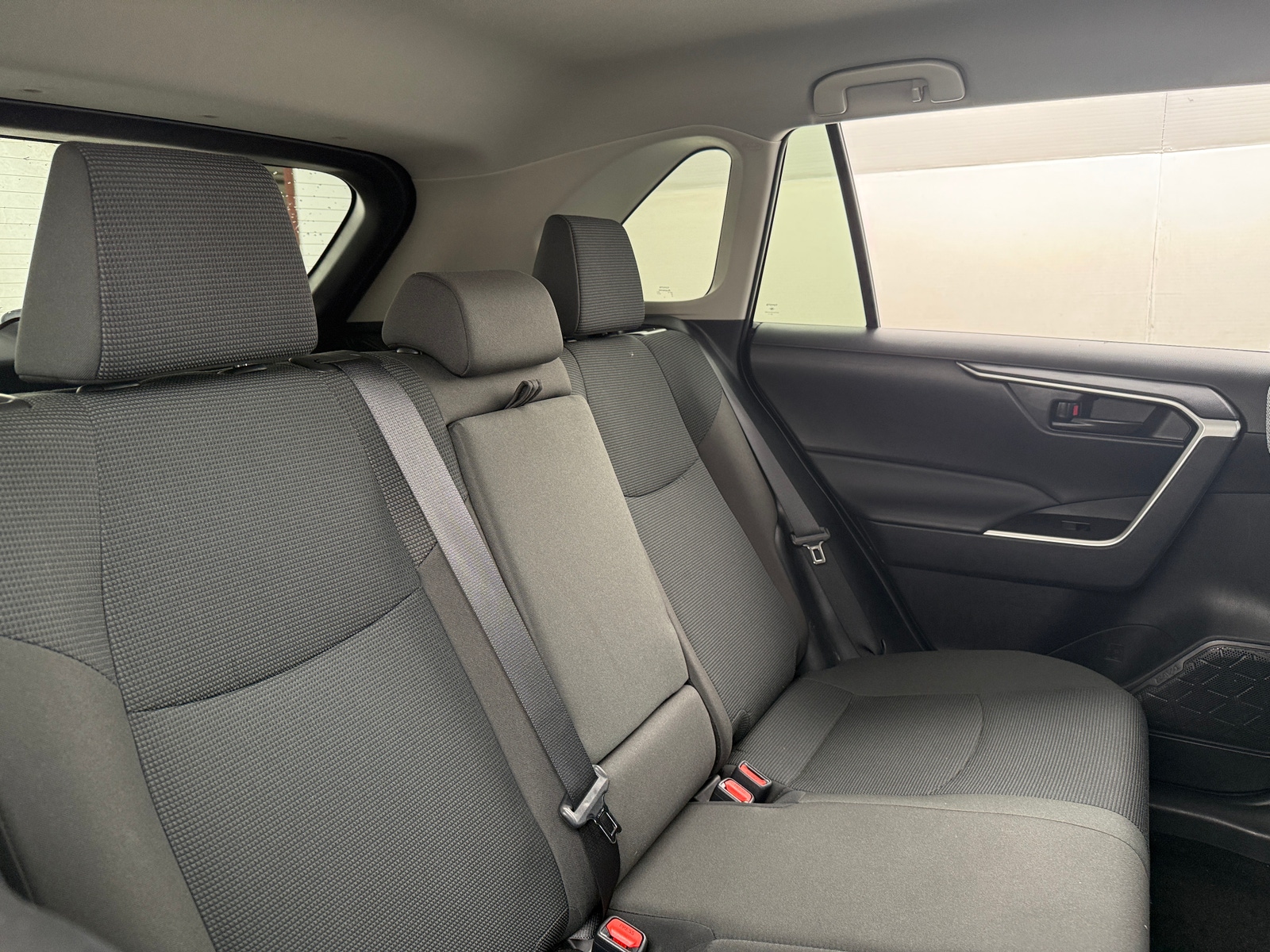 Thumbnail: 2025 Toyota RAV4 - 6