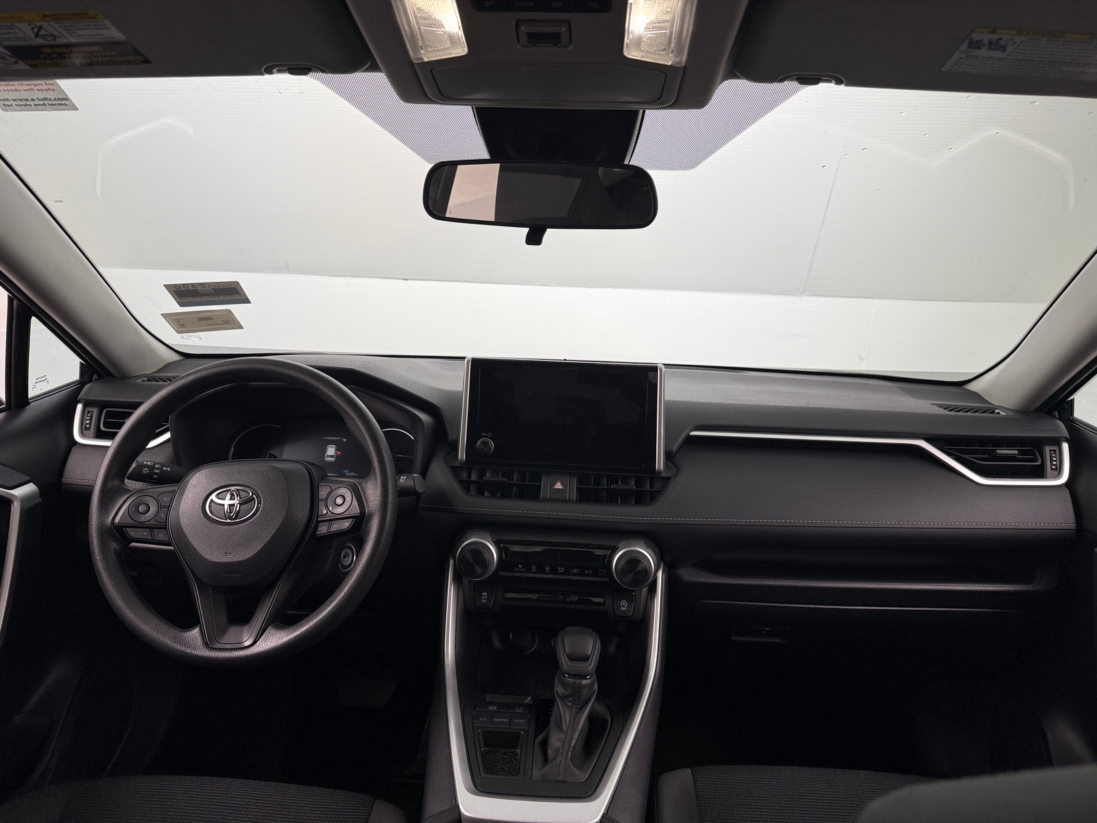 Thumbnail: 2025 Toyota RAV4 - 3