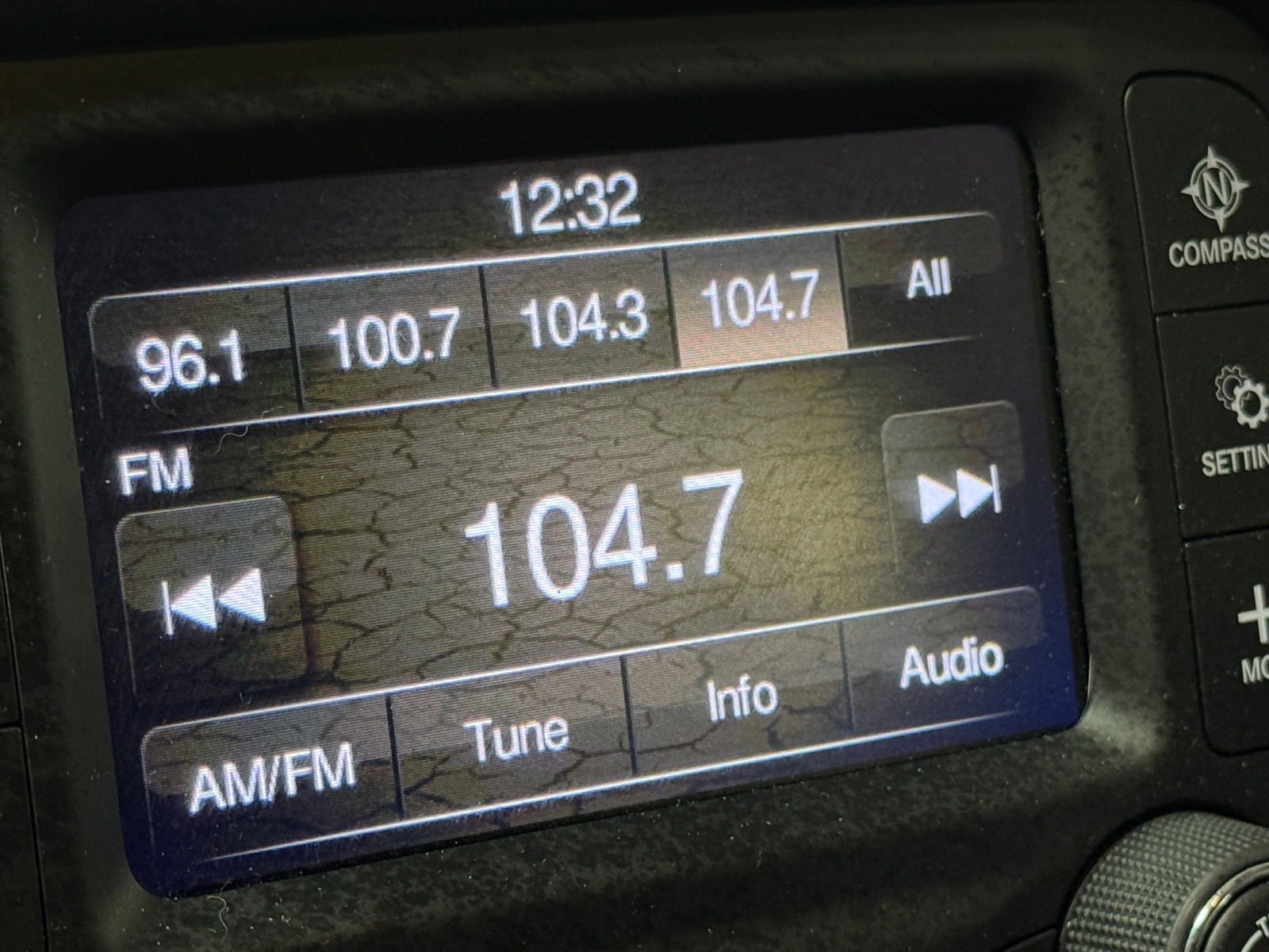 Thumbnail: 2018 Jeep Compass - 4