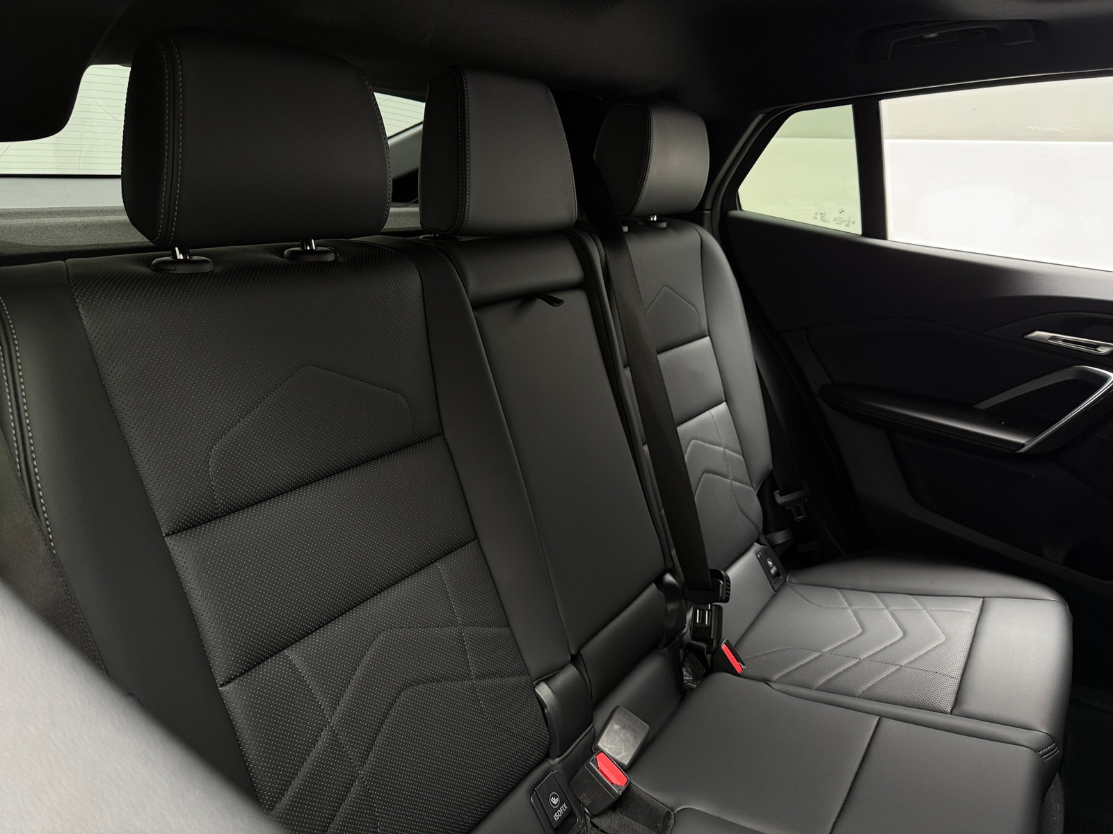 Thumbnail: 2025 BMW X2 - 5