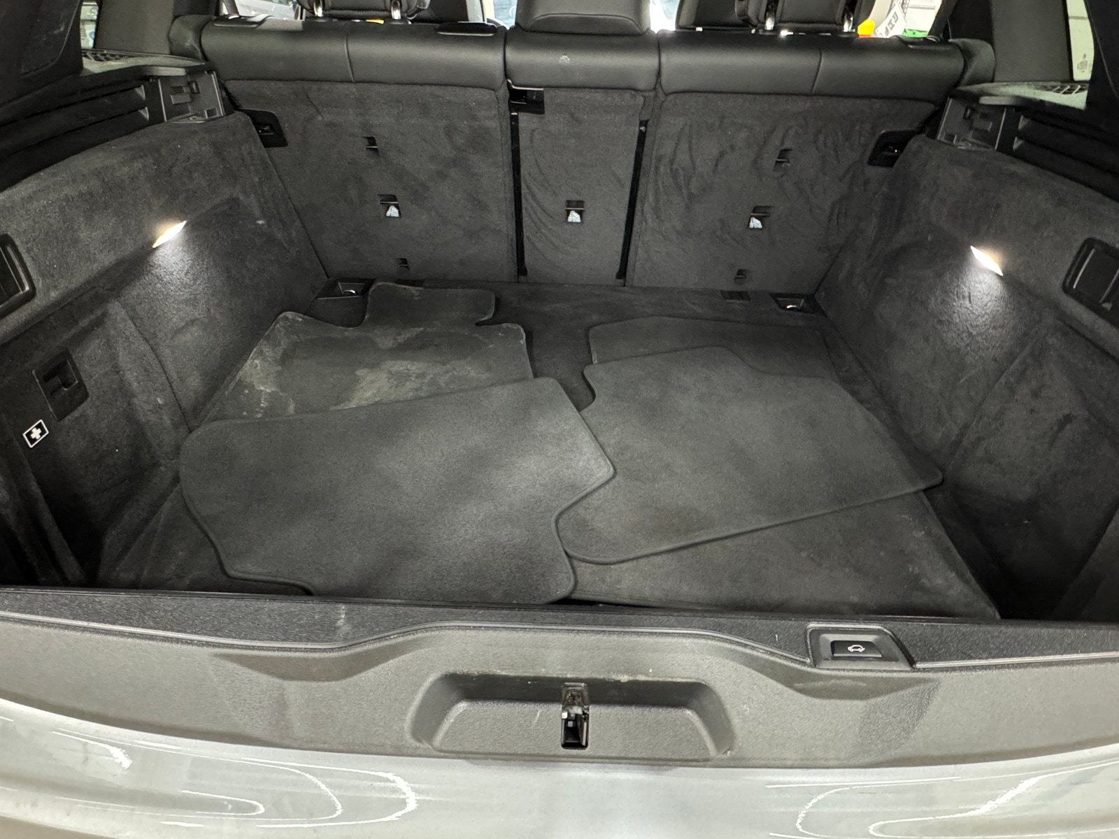 Thumbnail: 2025 BMW X5 - 6