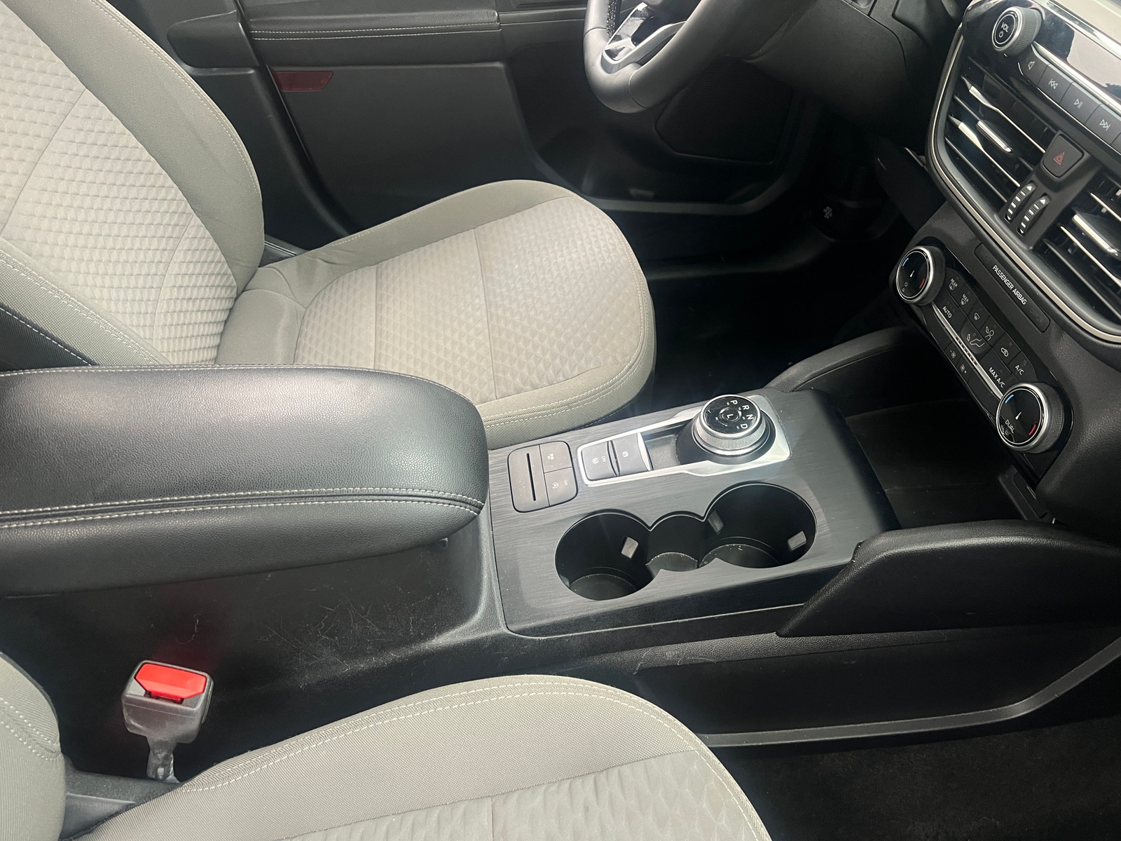 Thumbnail: 2022 Ford Escape - 5