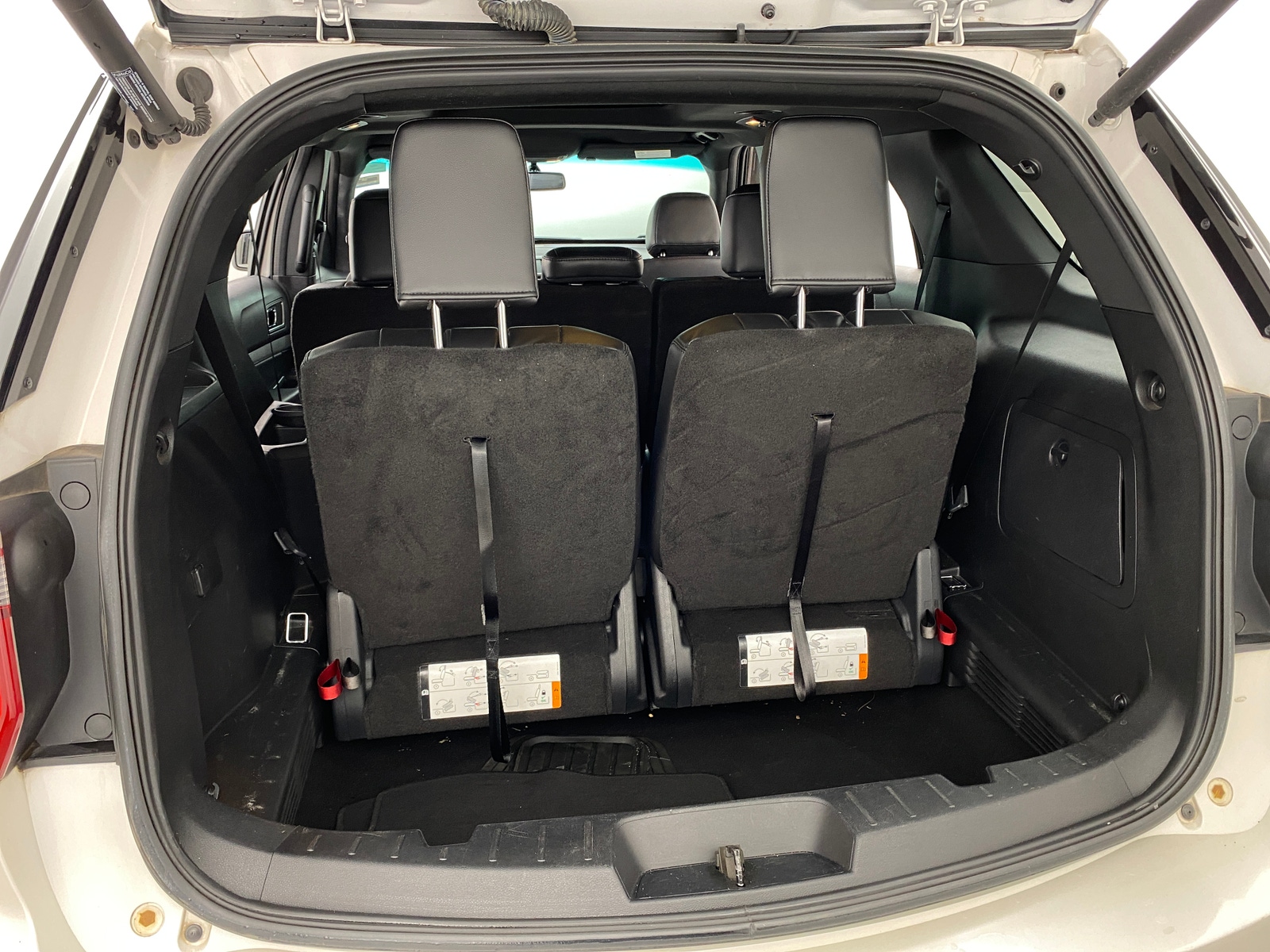 Thumbnail: 2017 Ford Explorer - 6