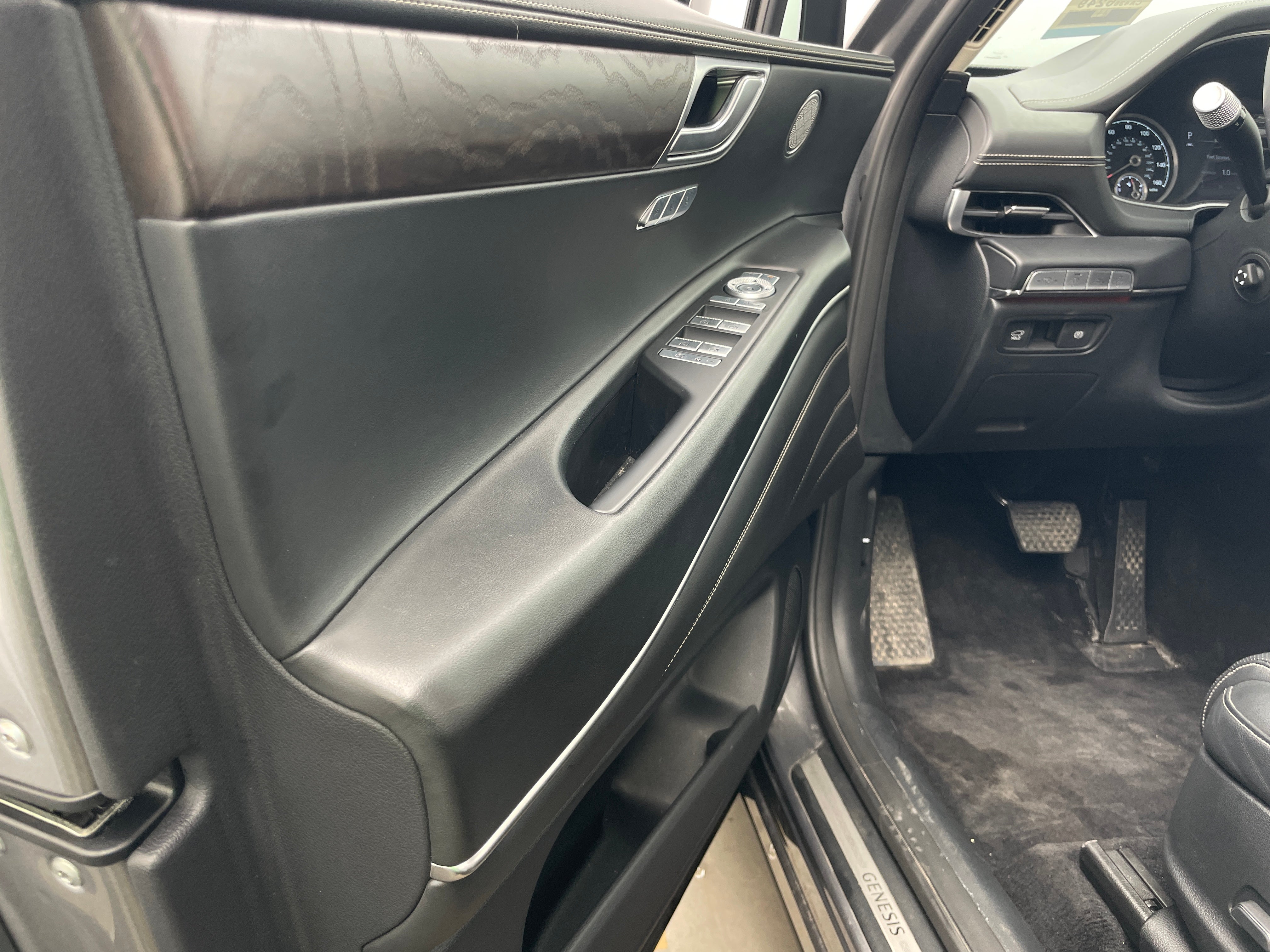 2021 GENESIS GV80