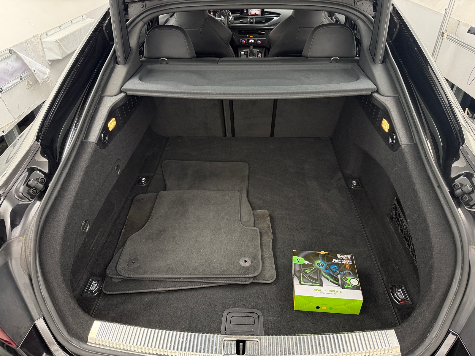 Thumbnail: 2016 Audi RS 7 - 6