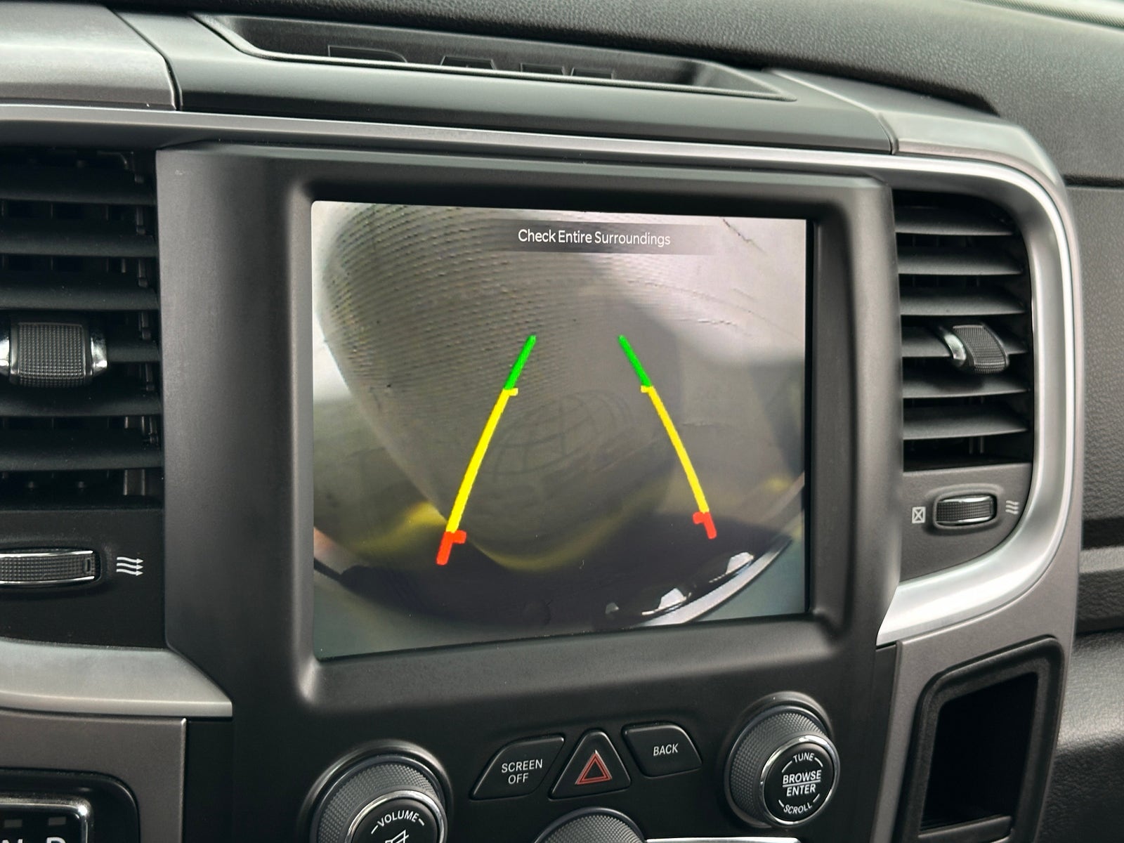 Thumbnail: 2023 RAM 1500 Classic - 4