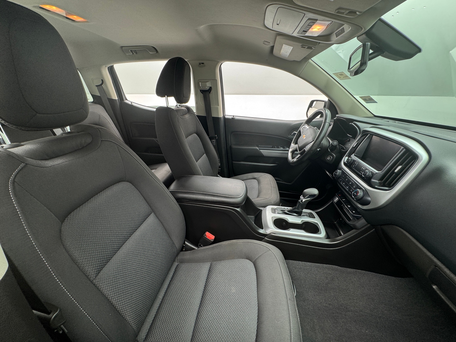 Thumbnail: 2022 Chevrolet Colorado - 2