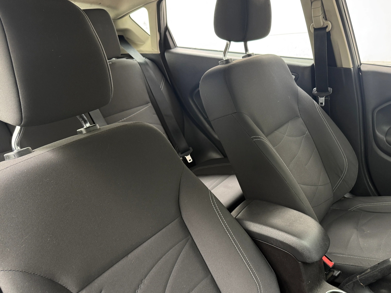 Thumbnail: 2016 Ford Fiesta - 2