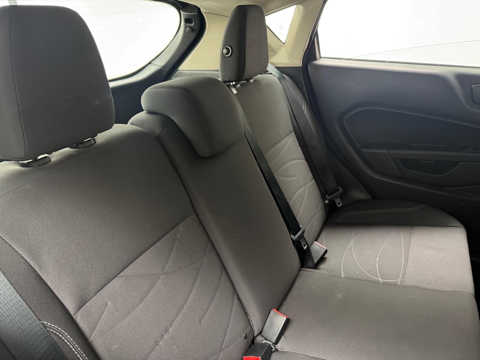 Thumbnail: 2016 Ford Fiesta - 6